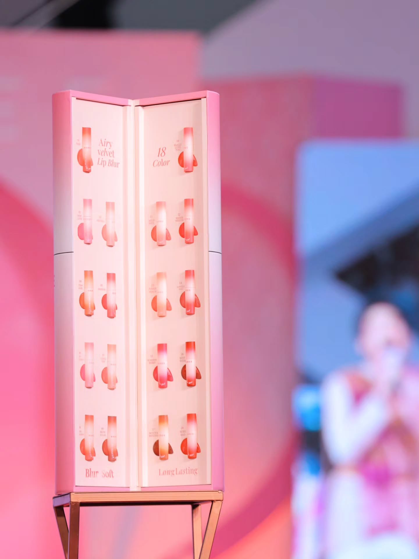 อ๋อง - เขมรัชต์ สุนทรนนท์