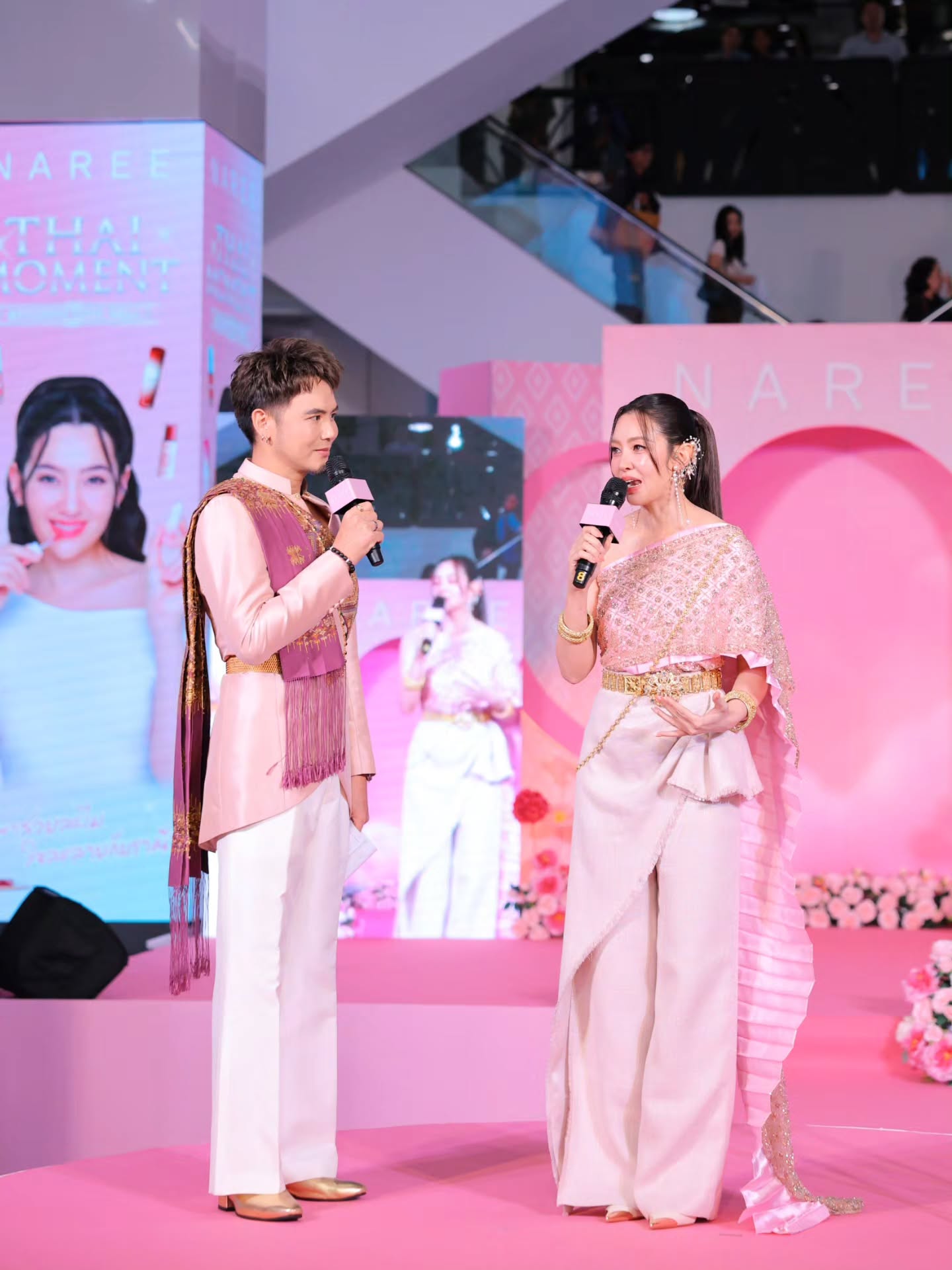 อ๋อง - เขมรัชต์ สุนทรนนท์