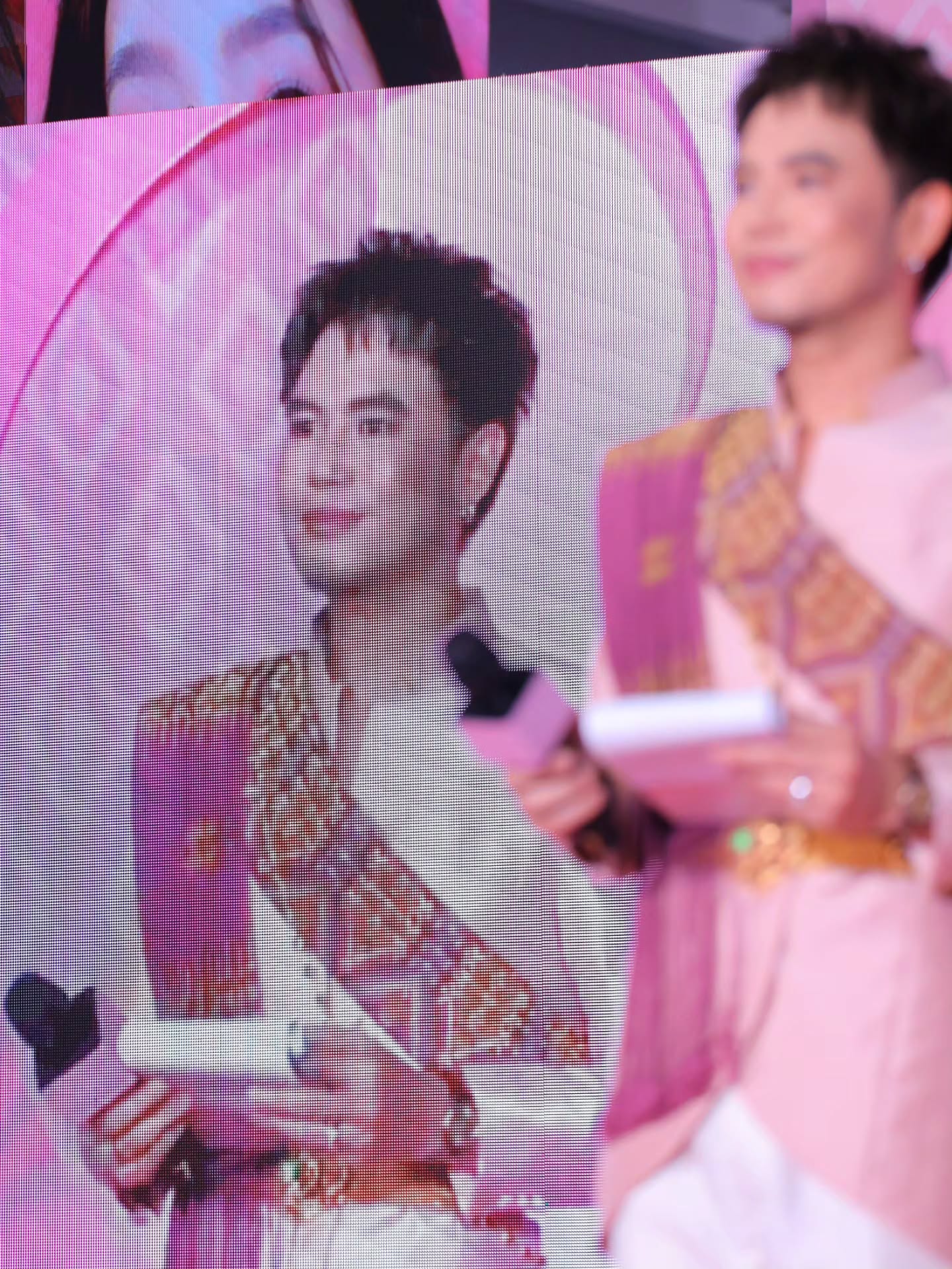 อ๋อง - เขมรัชต์ สุนทรนนท์