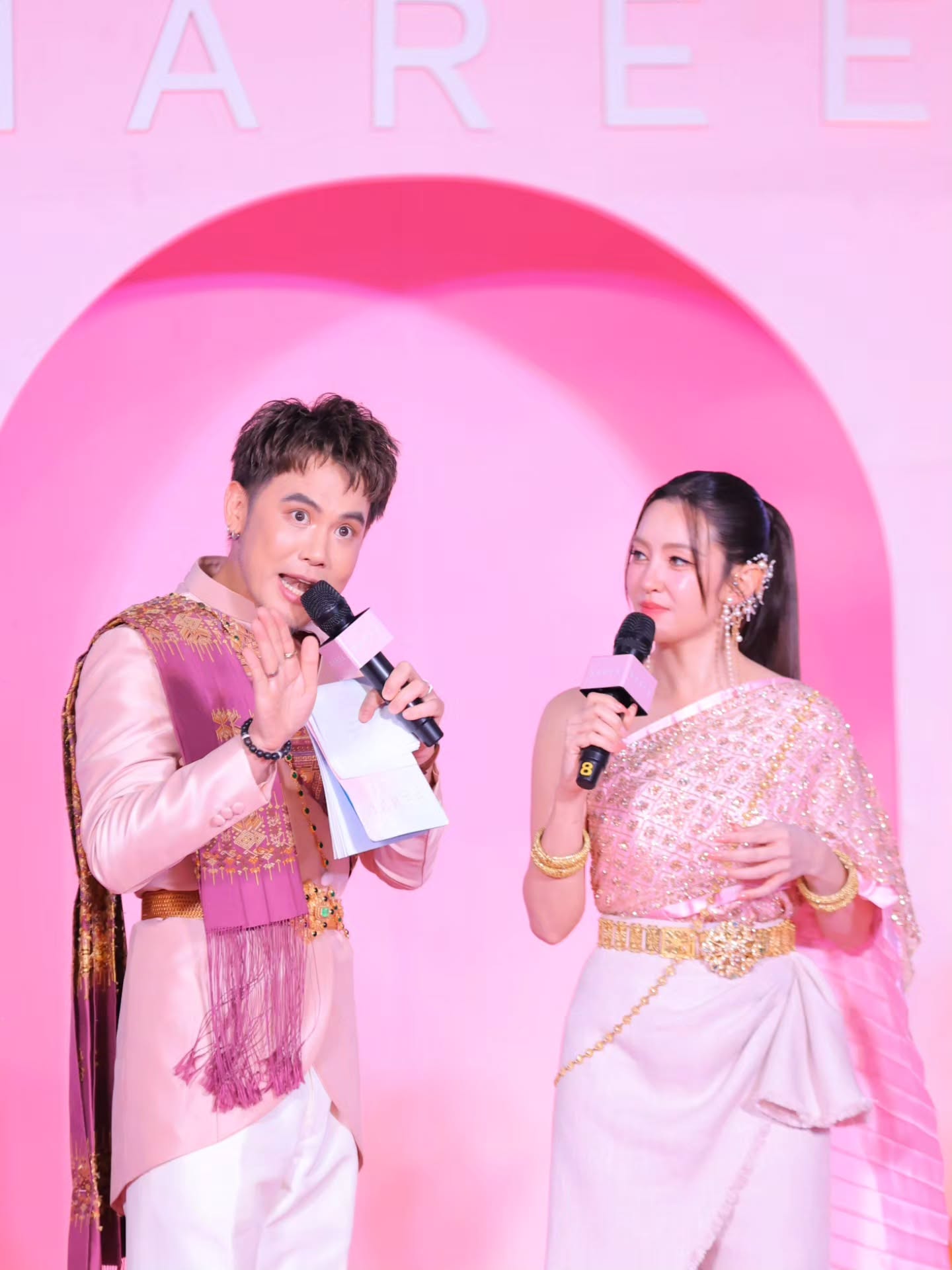 อ๋อง - เขมรัชต์ สุนทรนนท์