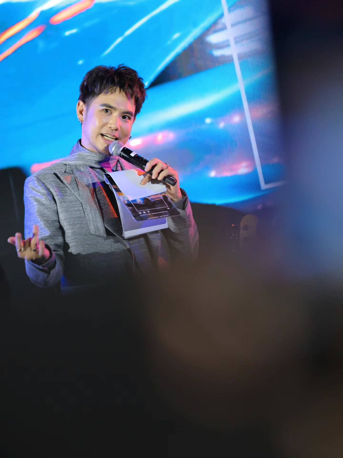 อ๋อง - เขมรัชต์ สุนทรนนท์