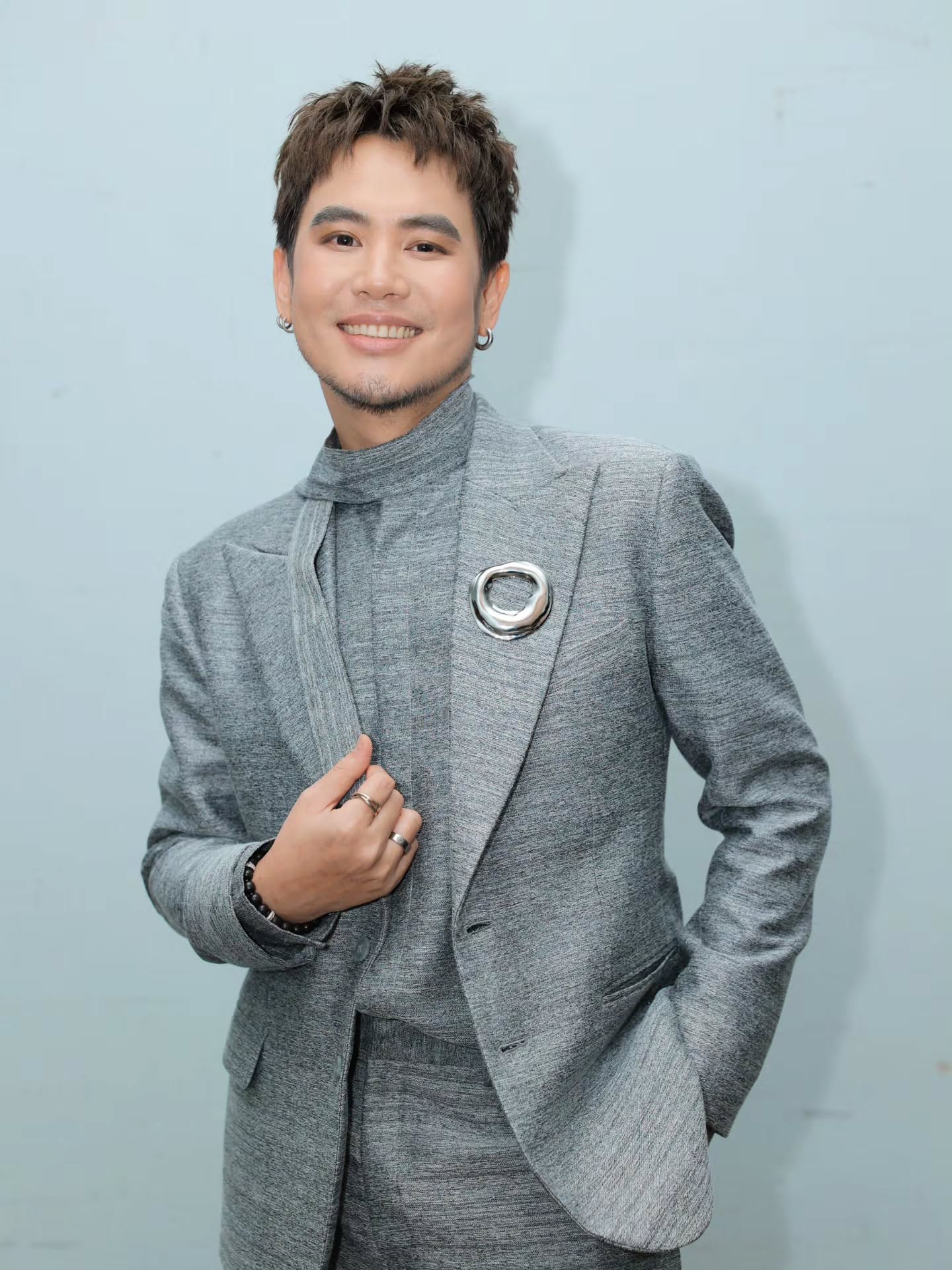 อ๋อง - เขมรัชต์ สุนทรนนท์