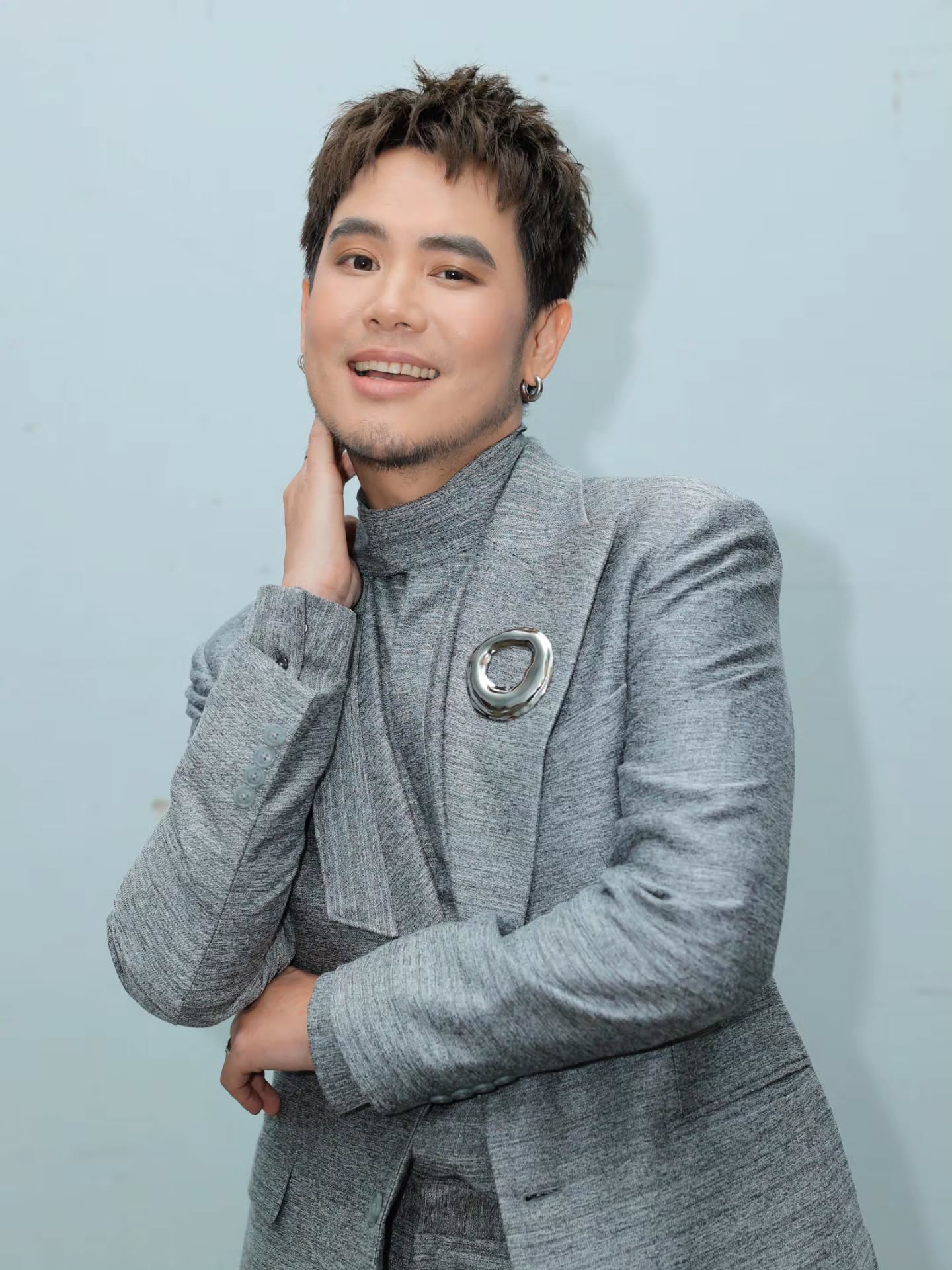 อ๋อง - เขมรัชต์ สุนทรนนท์