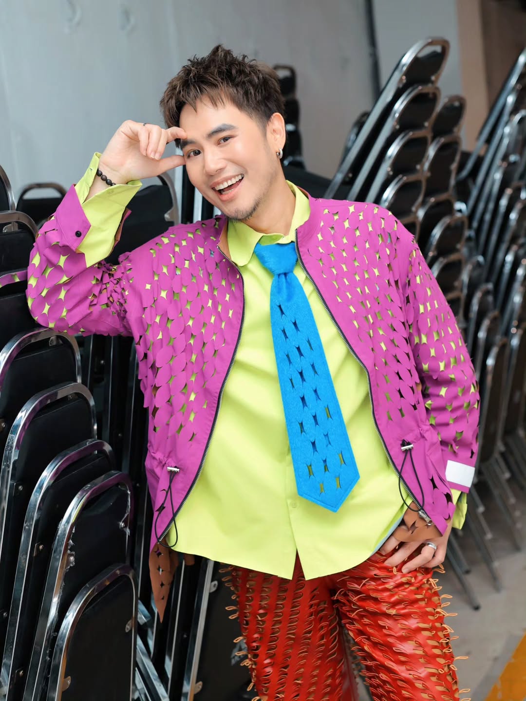 อ๋อง - เขมรัชต์ สุนทรนนท์