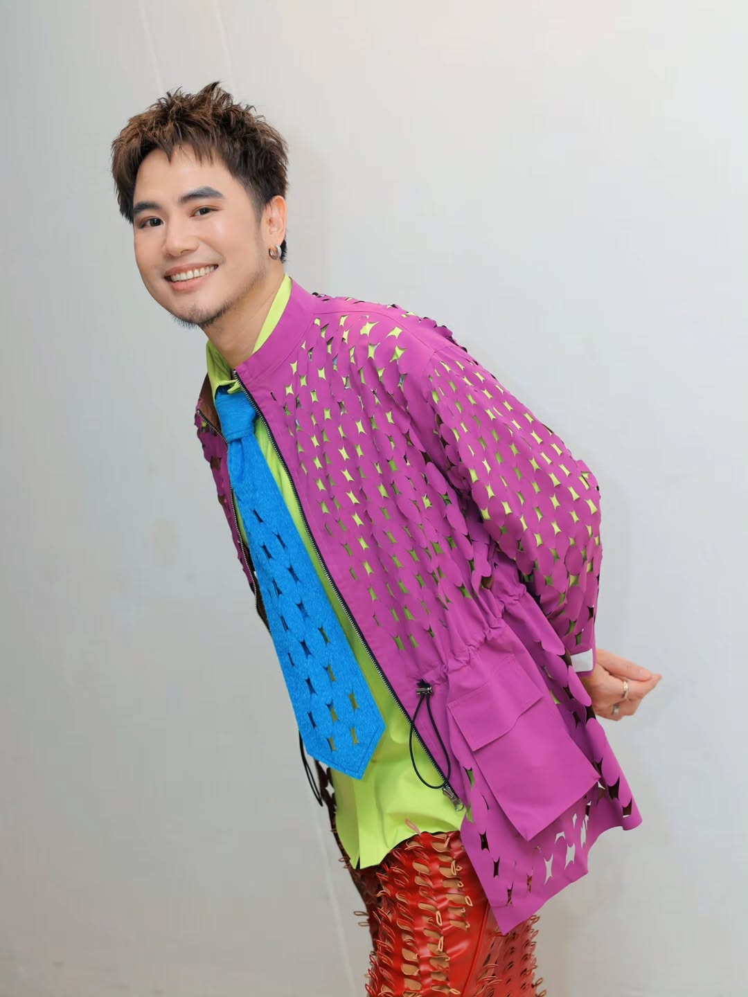 อ๋อง - เขมรัชต์ สุนทรนนท์