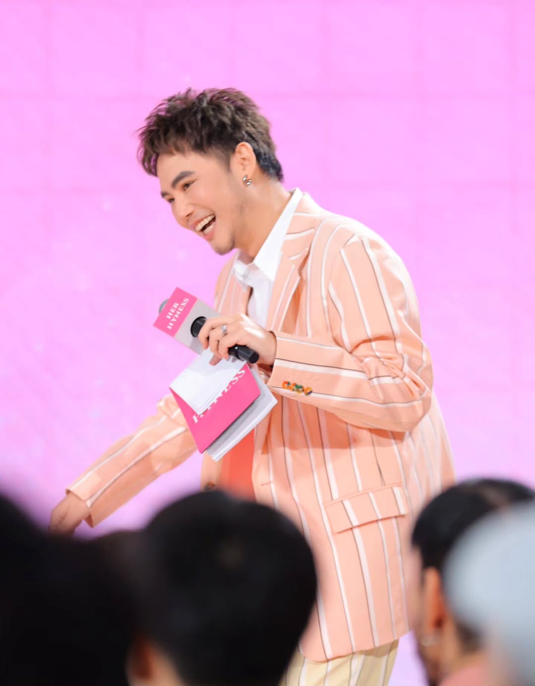 อ๋อง - เขมรัชต์ สุนทรนนท์