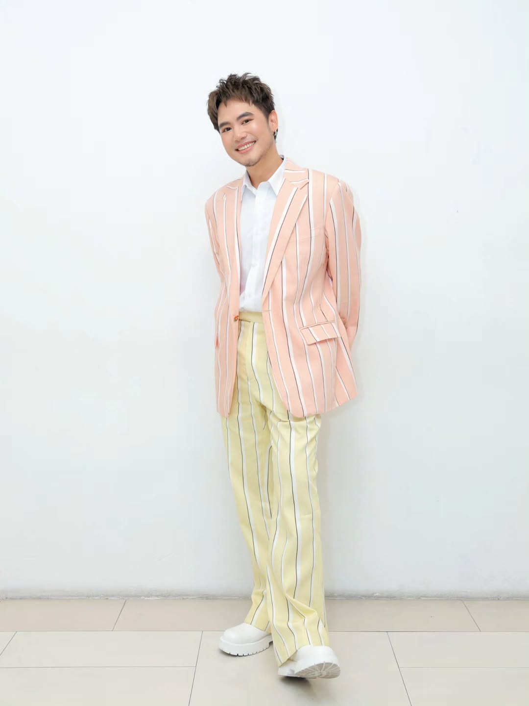 อ๋อง - เขมรัชต์ สุนทรนนท์