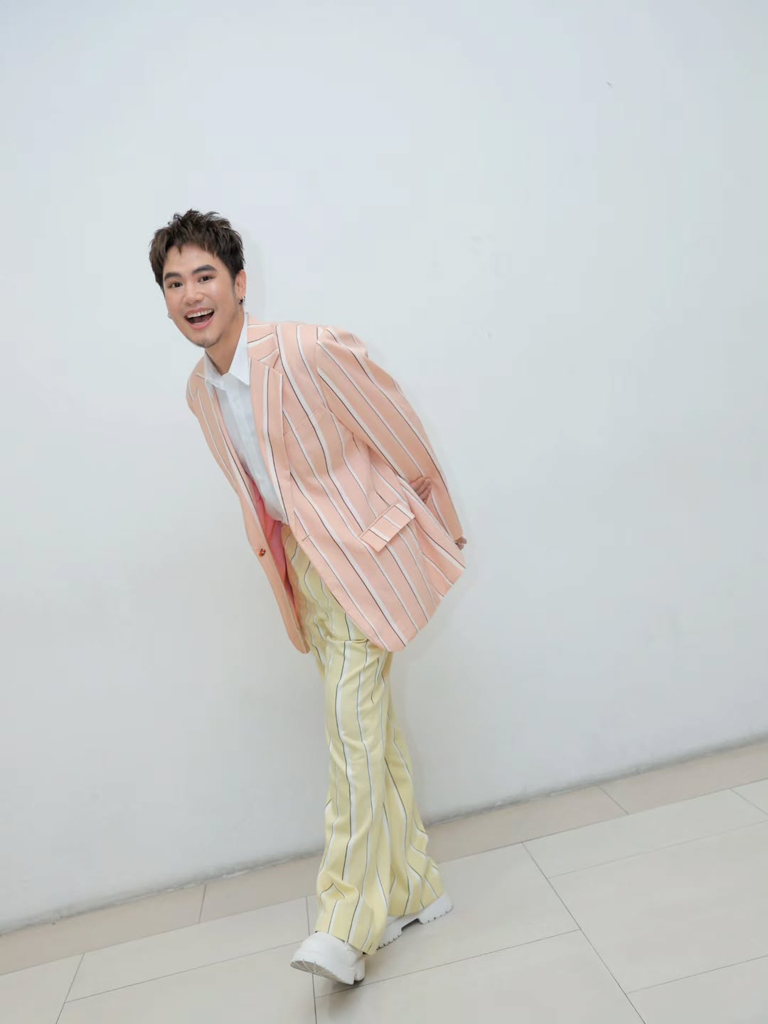 อ๋อง - เขมรัชต์ สุนทรนนท์