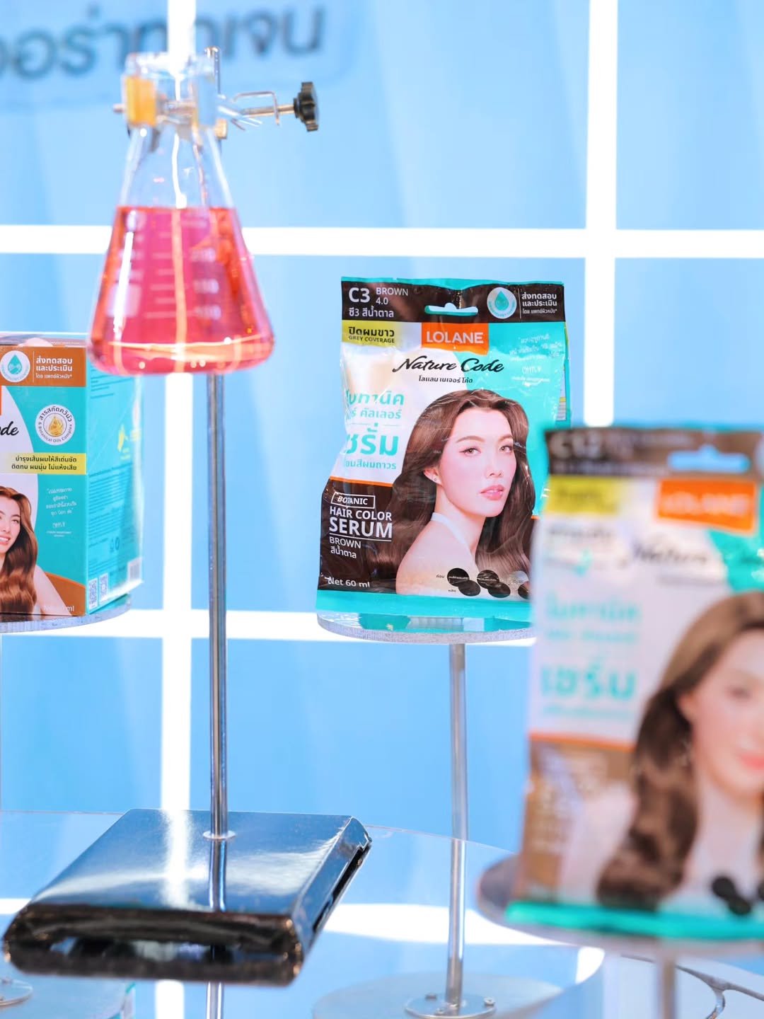 อ๋อง - เขมรัชต์ สุนทรนนท์