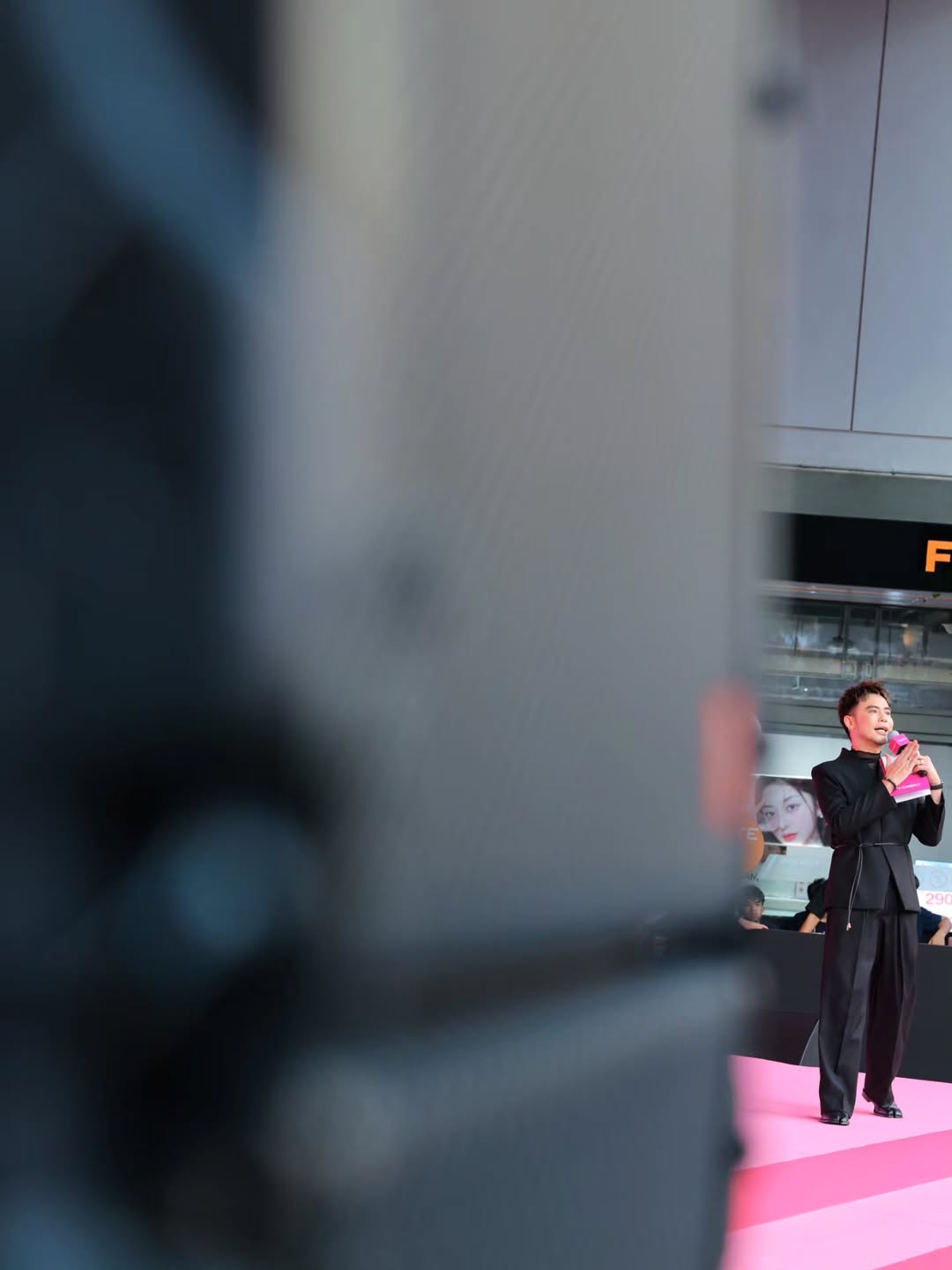 อ๋อง - เขมรัชต์ สุนทรนนท์