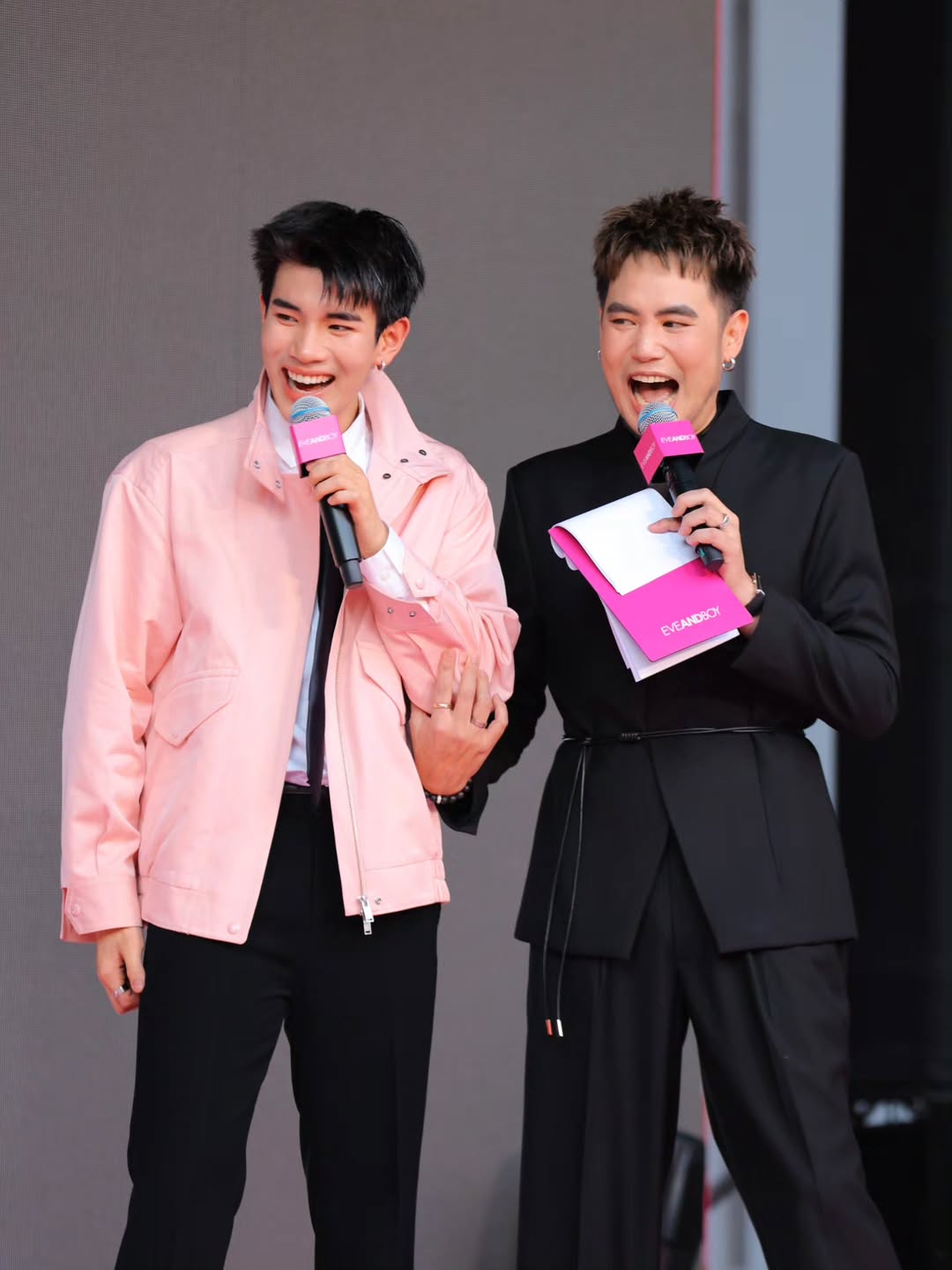 อ๋อง - เขมรัชต์ สุนทรนนท์