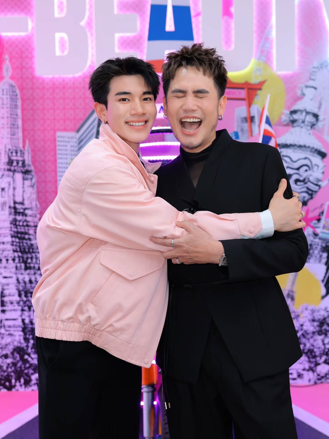 อ๋อง - เขมรัชต์ สุนทรนนท์