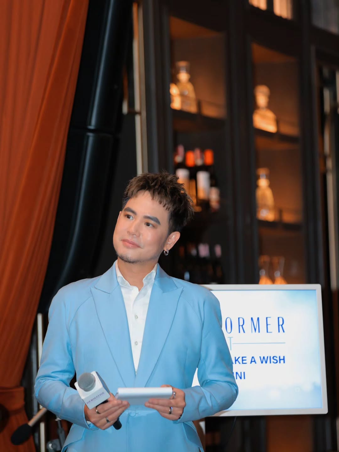 อ๋อง - เขมรัชต์ สุนทรนนท์