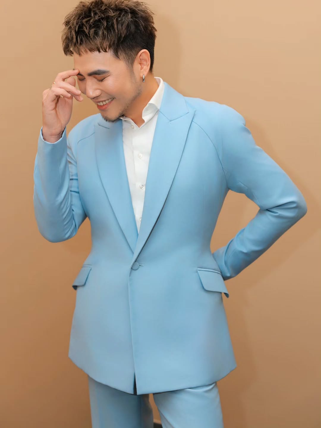 อ๋อง - เขมรัชต์ สุนทรนนท์