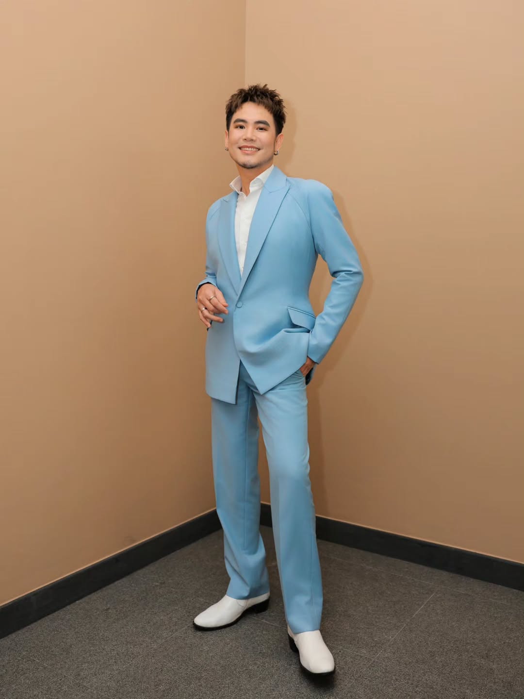 อ๋อง - เขมรัชต์ สุนทรนนท์