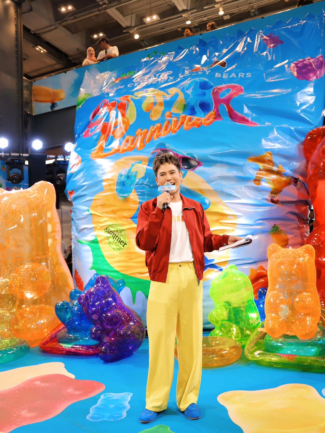 อ๋อง - เขมรัชต์ สุนทรนนท์