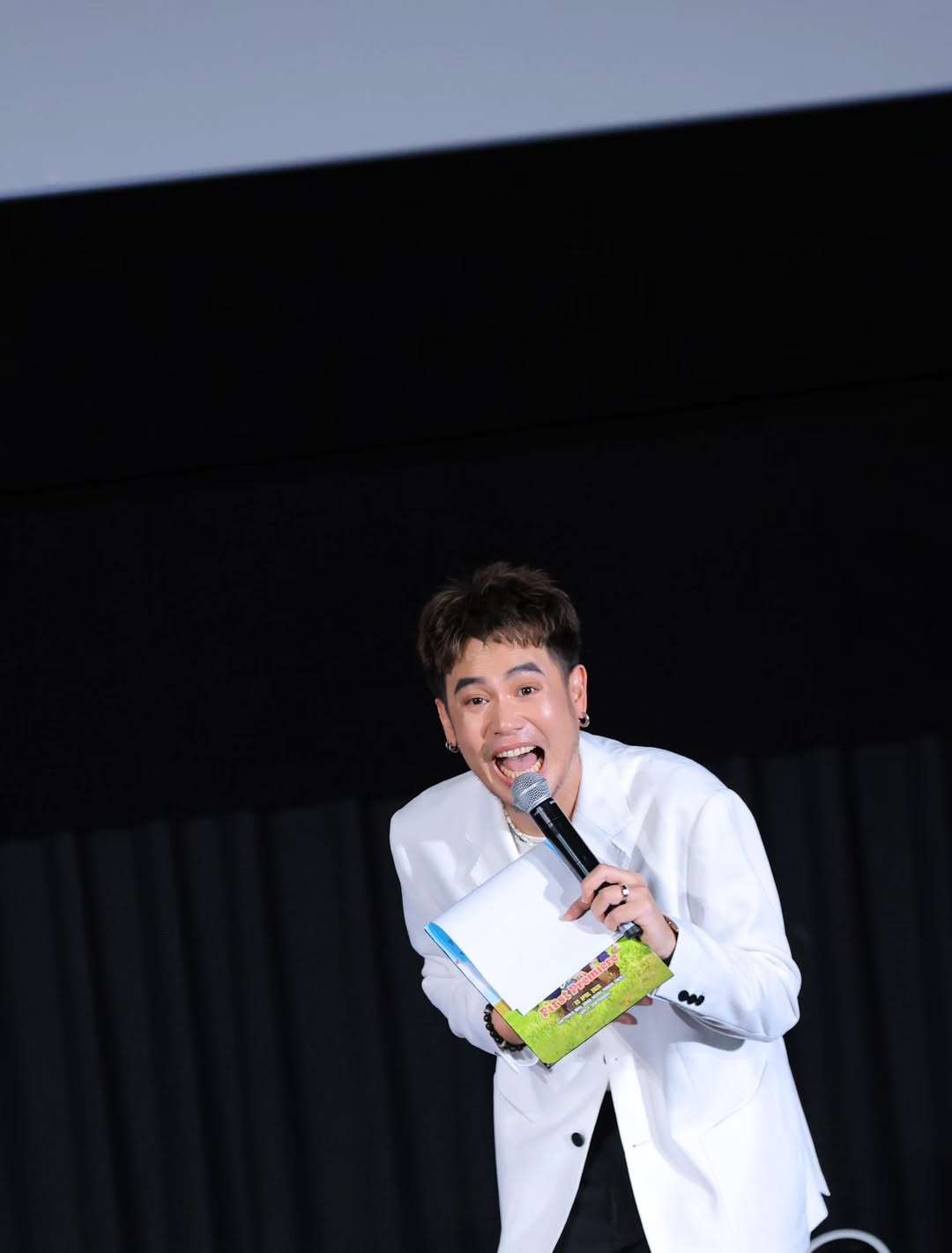 อ๋อง - เขมรัชต์ สุนทรนนท์