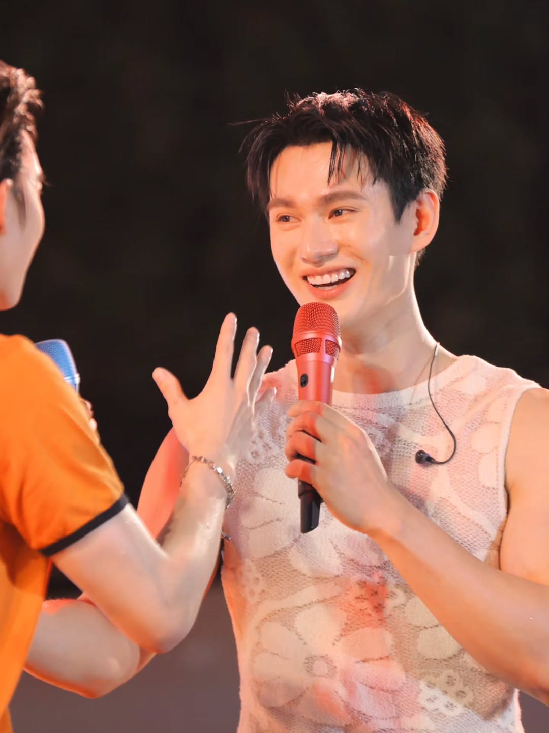 อ๋อง - เขมรัชต์ สุนทรนนท์