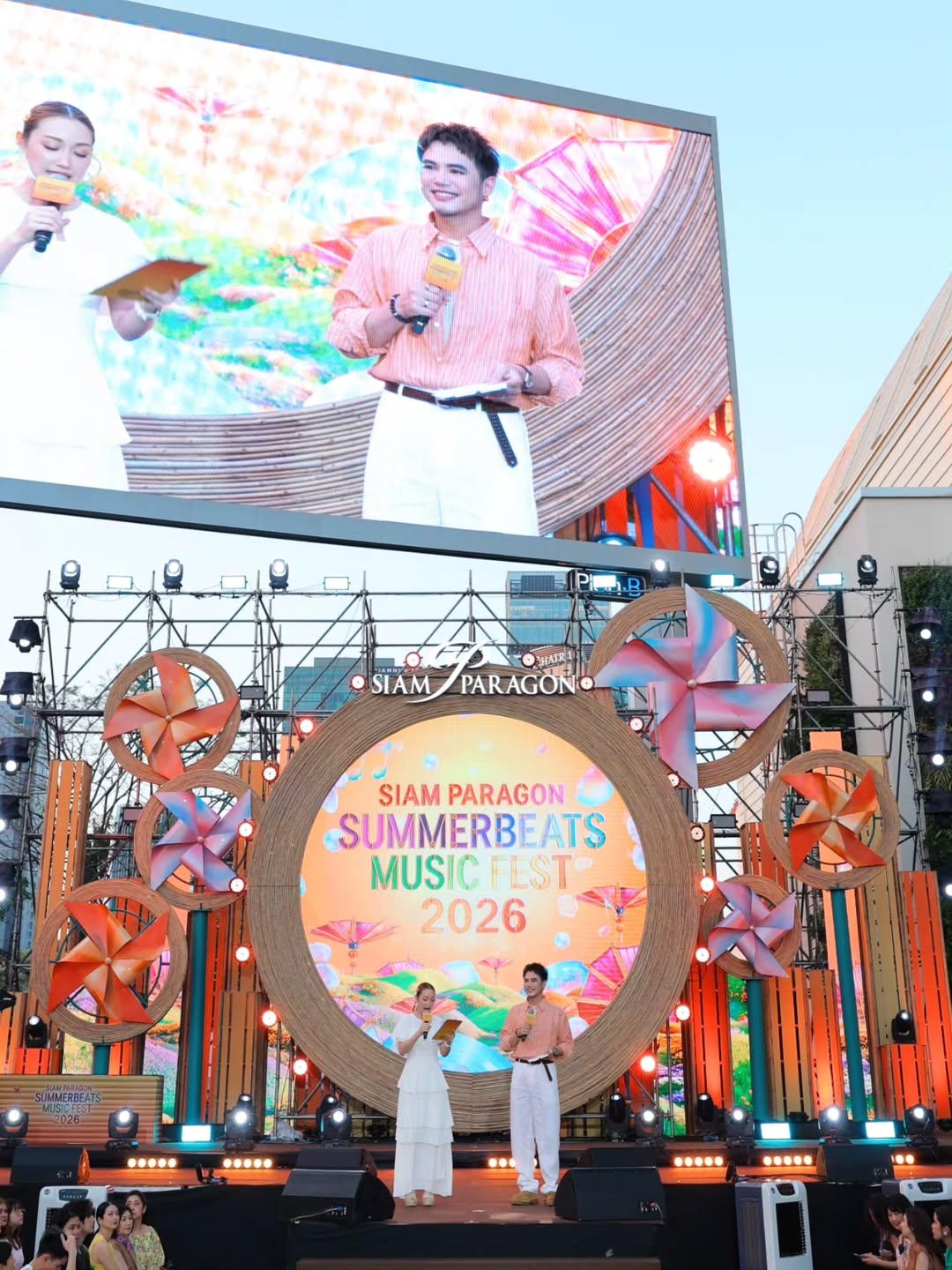 อ๋อง - เขมรัชต์ สุนทรนนท์