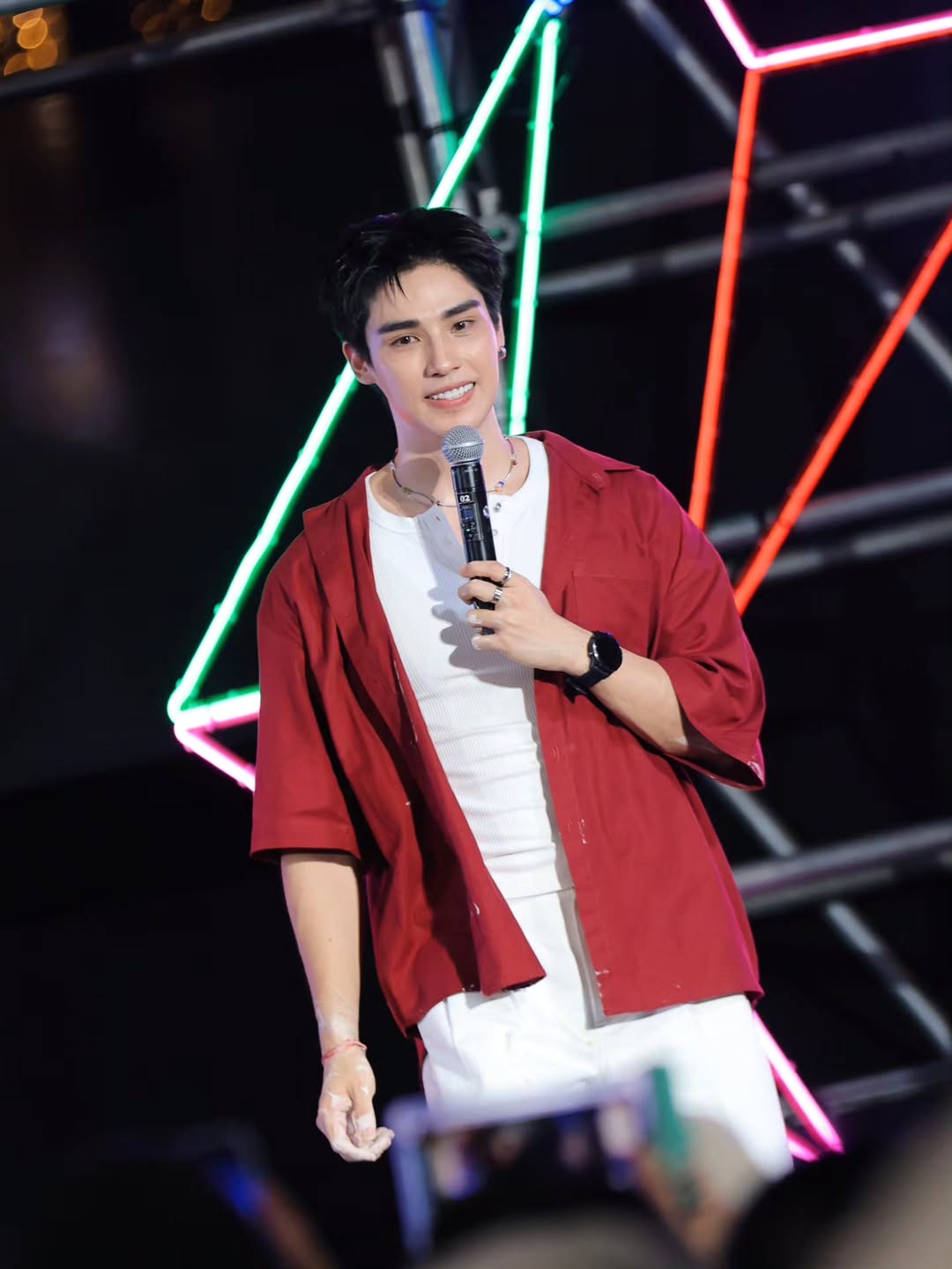 อ๋อง - เขมรัชต์ สุนทรนนท์