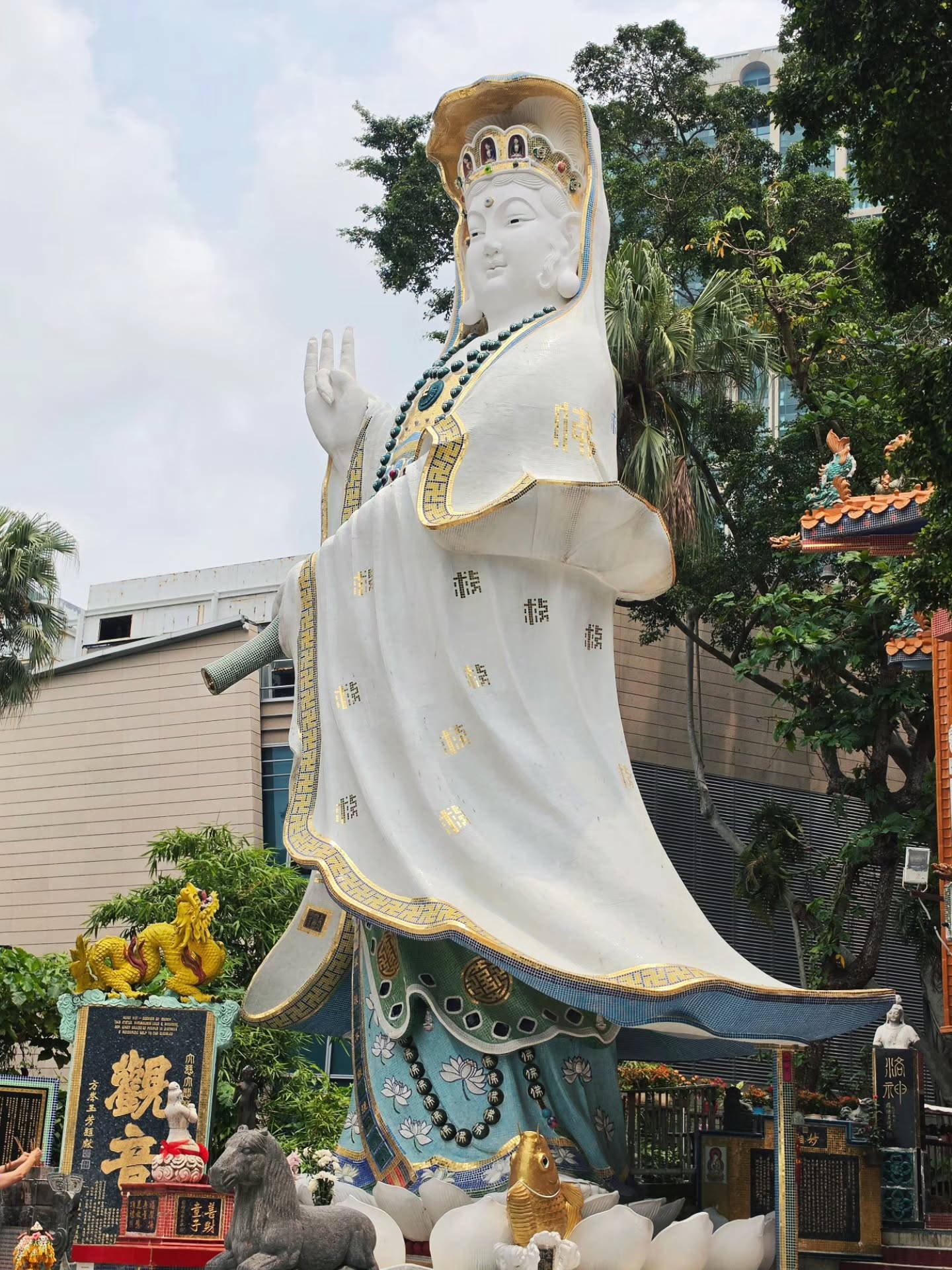 อ๋อง - เขมรัชต์ สุนทรนนท์
