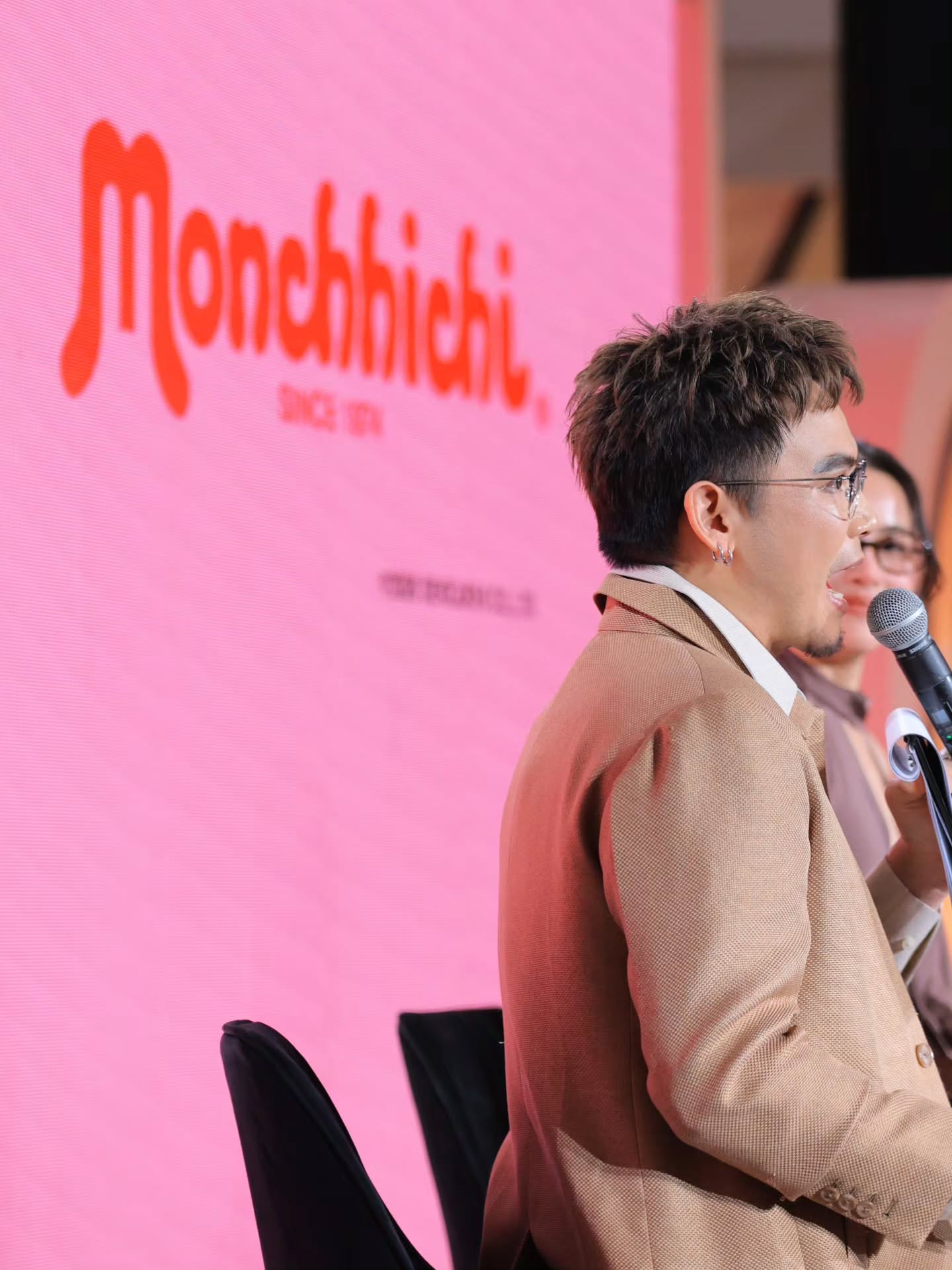 อ๋อง - เขมรัชต์ สุนทรนนท์