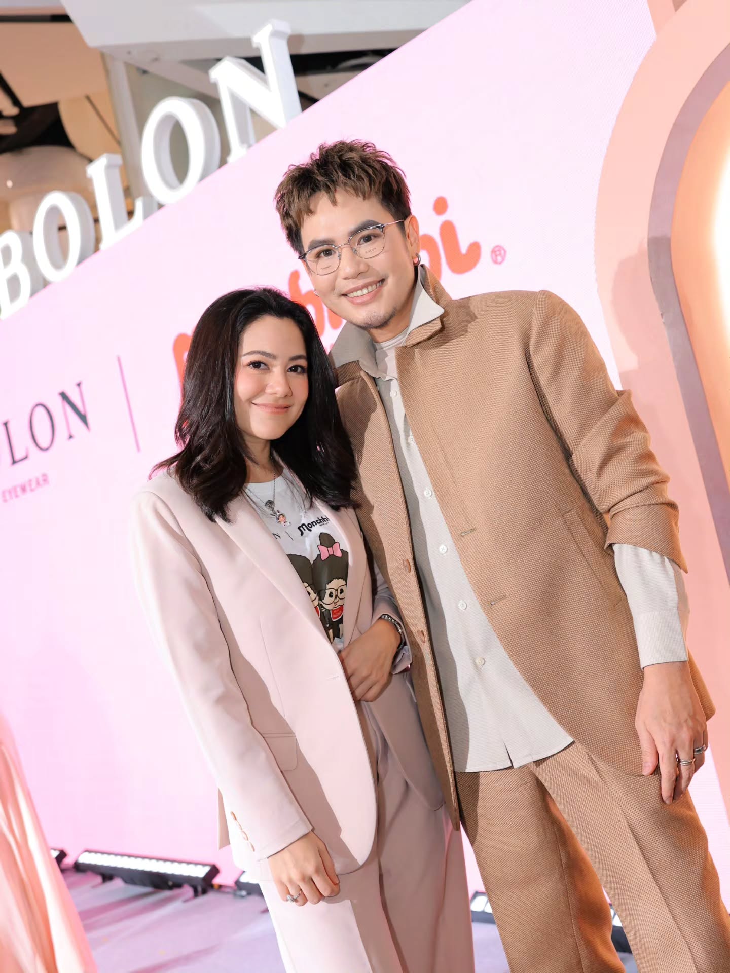 อ๋อง - เขมรัชต์ สุนทรนนท์