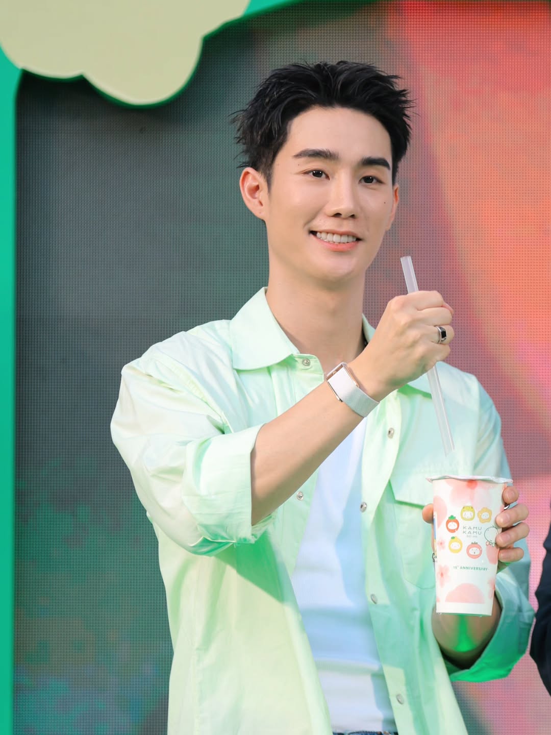 อ๋อง - เขมรัชต์ สุนทรนนท์