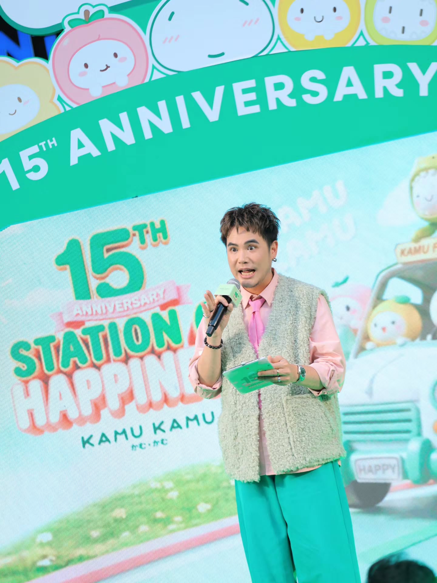 อ๋อง - เขมรัชต์ สุนทรนนท์