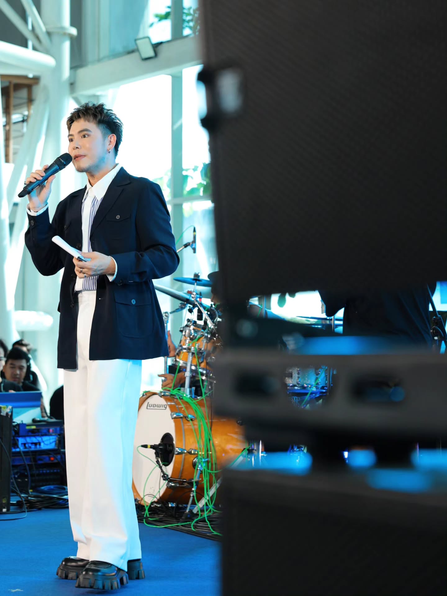 อ๋อง - เขมรัชต์ สุนทรนนท์