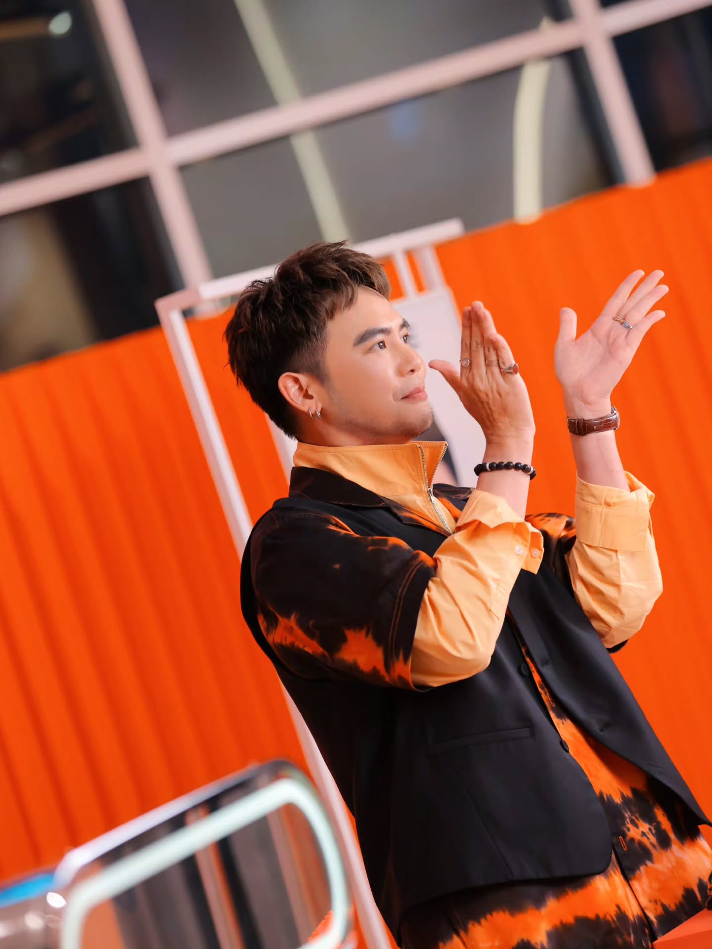 อ๋อง - เขมรัชต์ สุนทรนนท์