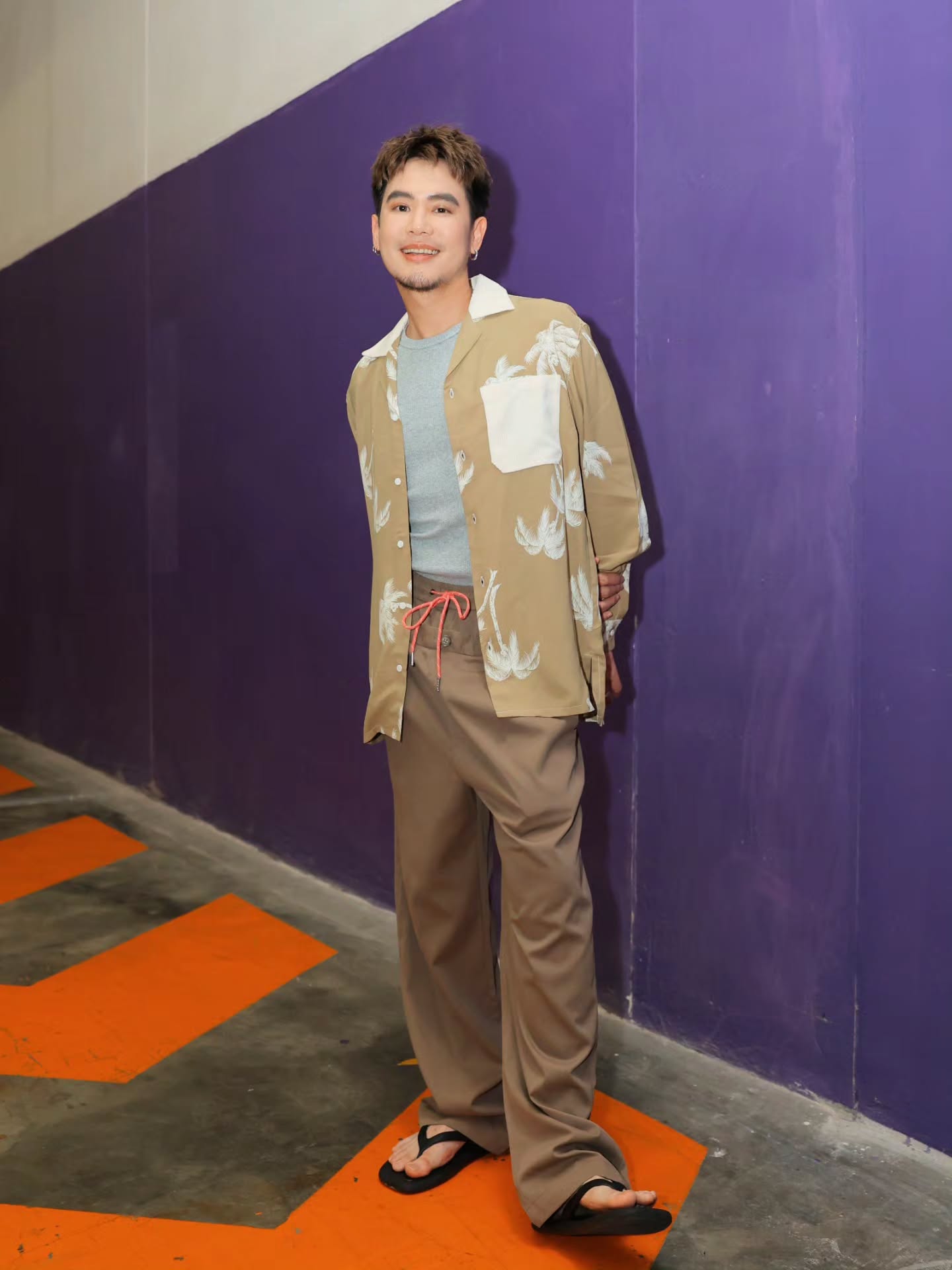 อ๋อง - เขมรัชต์ สุนทรนนท์