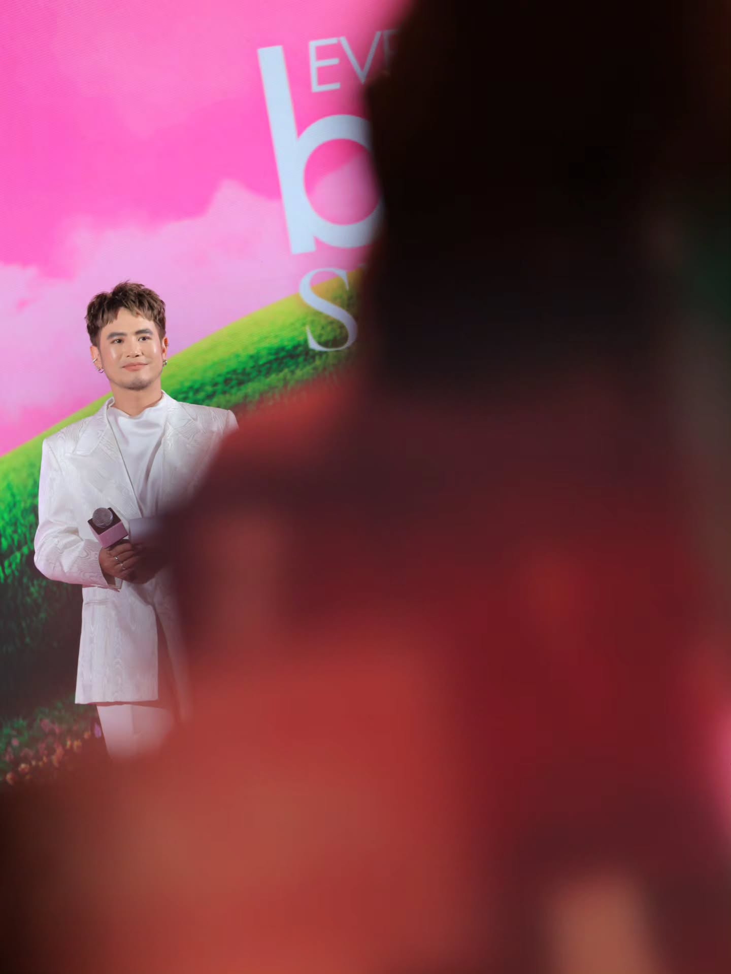 อ๋อง - เขมรัชต์ สุนทรนนท์