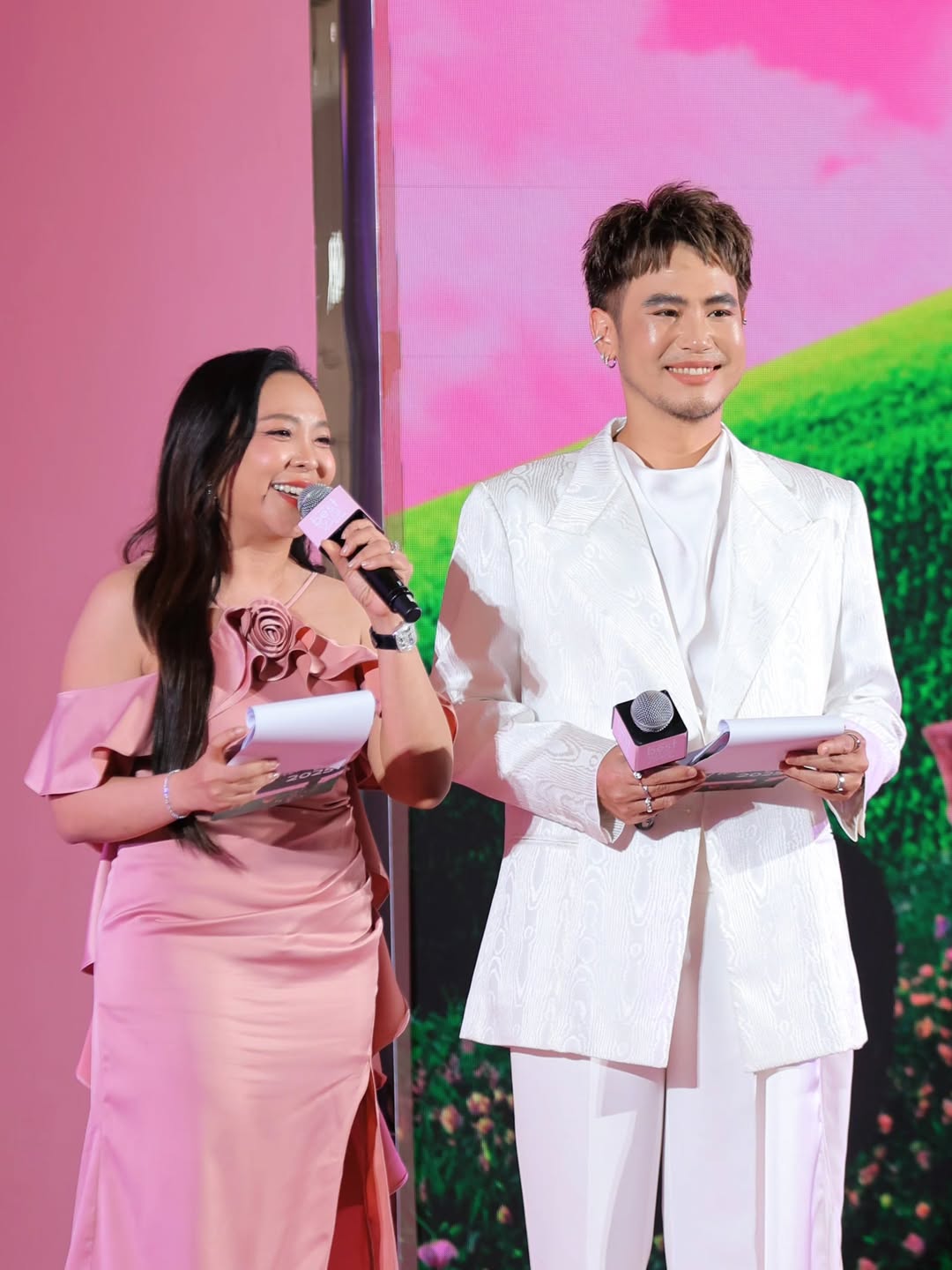 อ๋อง - เขมรัชต์ สุนทรนนท์