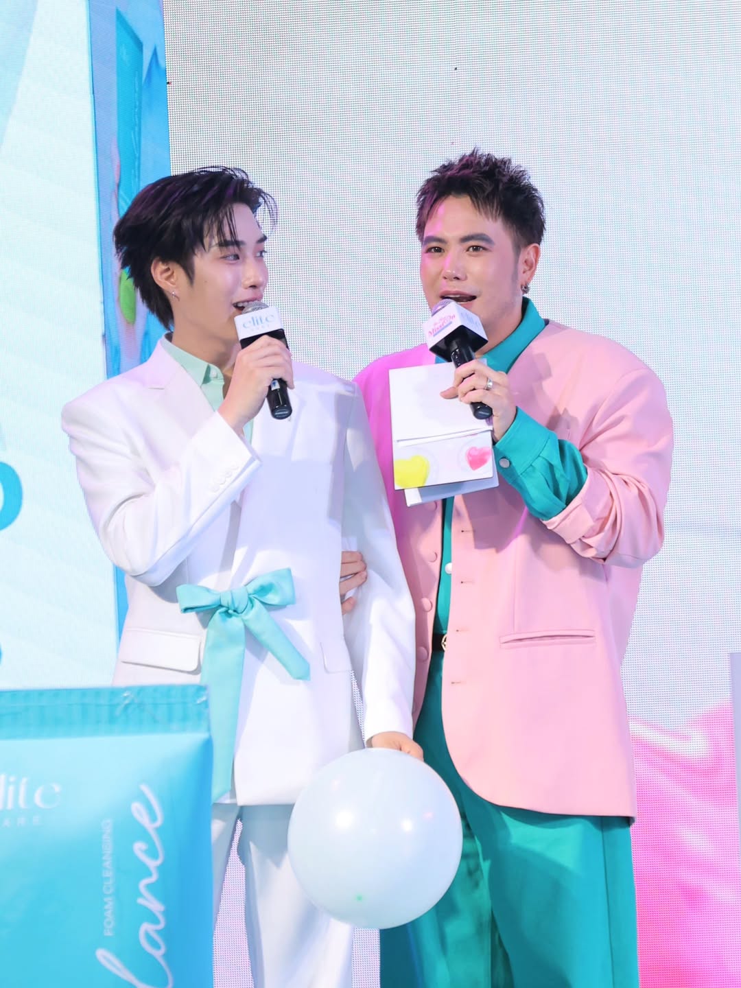 อ๋อง - เขมรัชต์ สุนทรนนท์