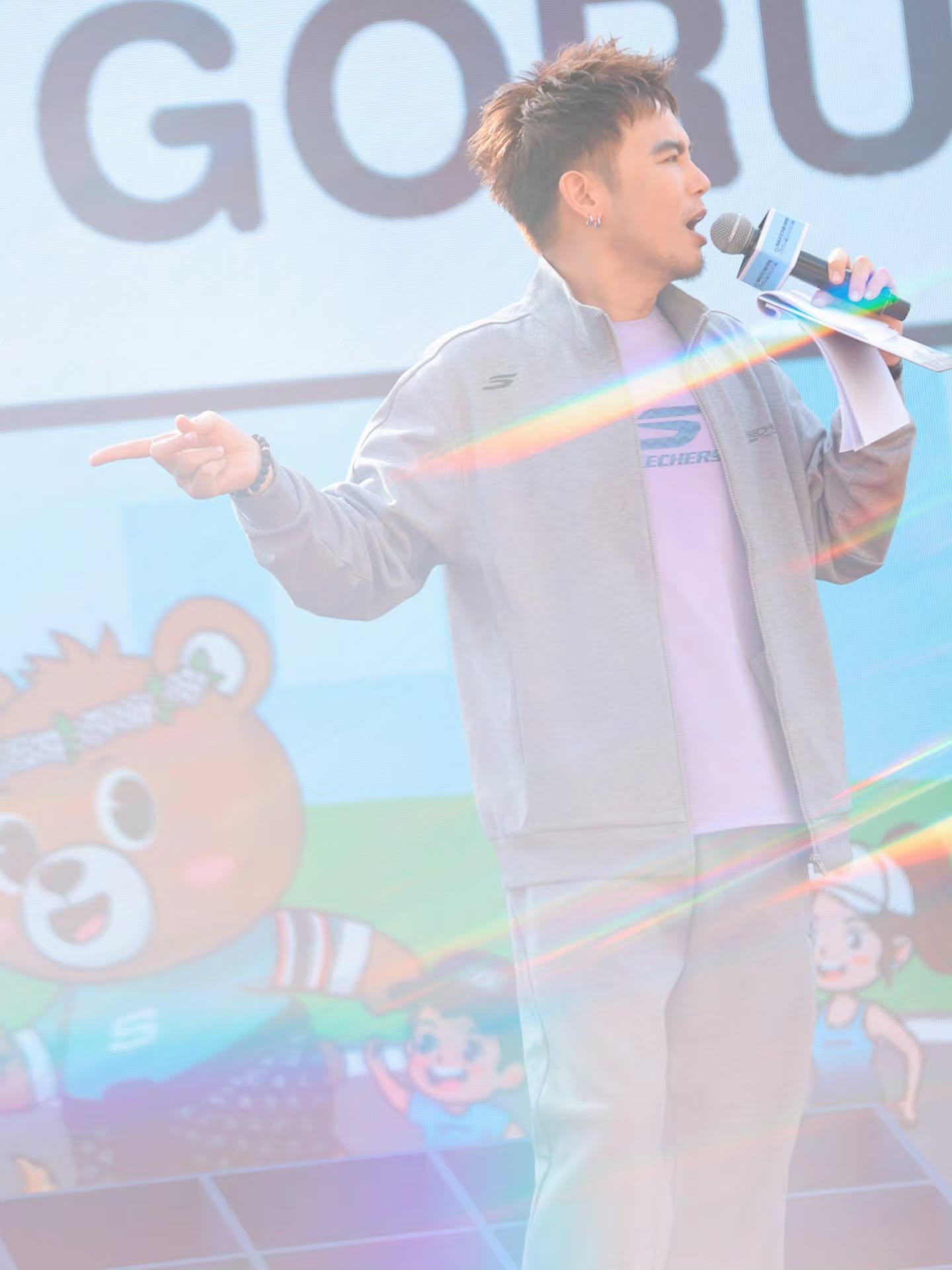 อ๋อง - เขมรัชต์ สุนทรนนท์