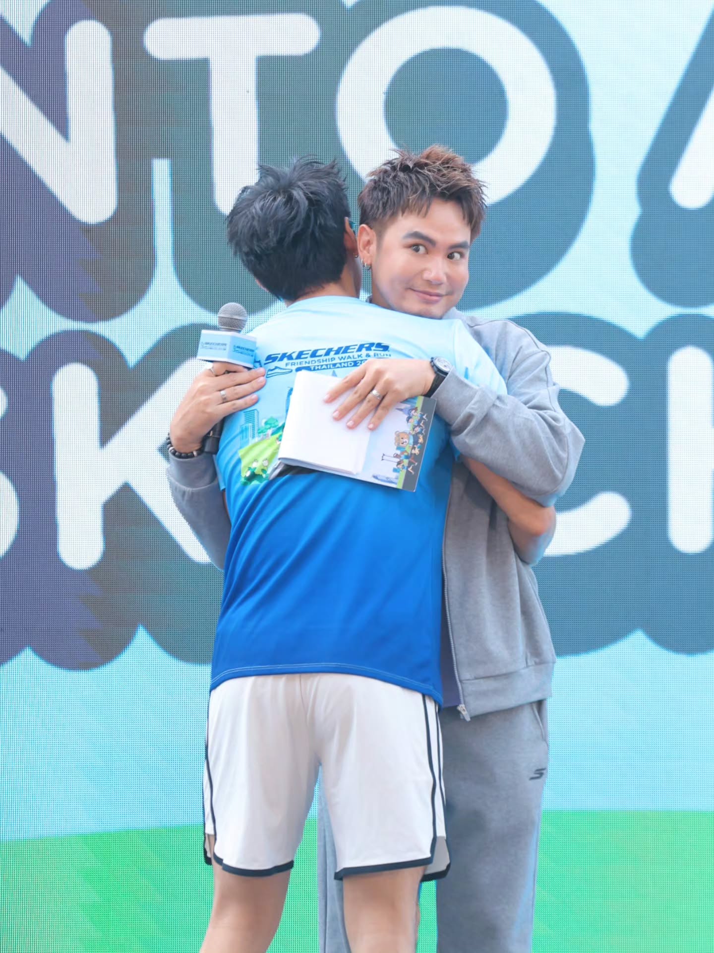 อ๋อง - เขมรัชต์ สุนทรนนท์