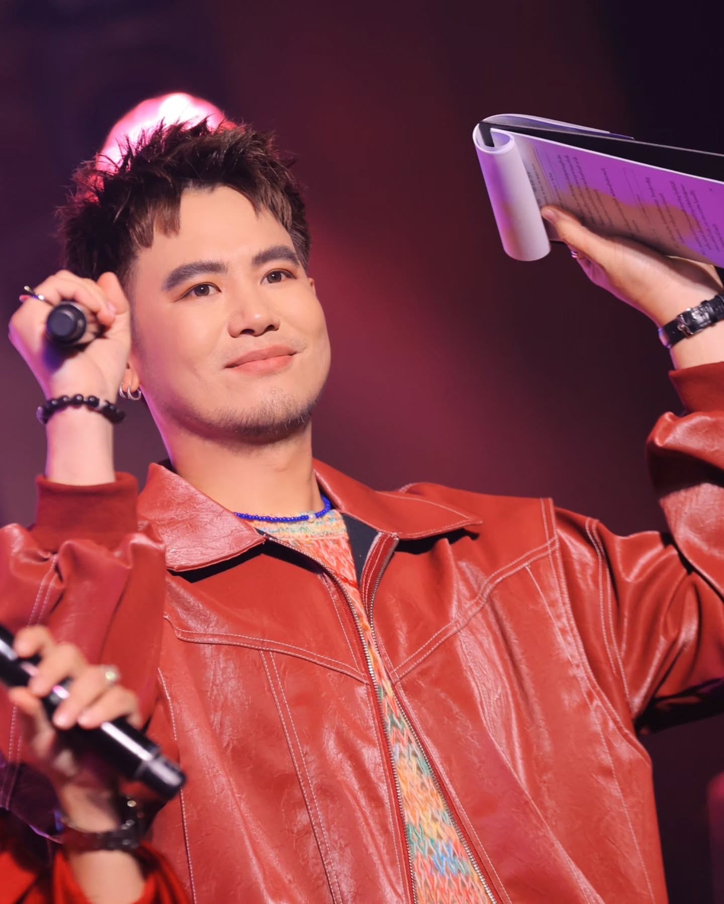 อ๋อง - เขมรัชต์ สุนทรนนท์