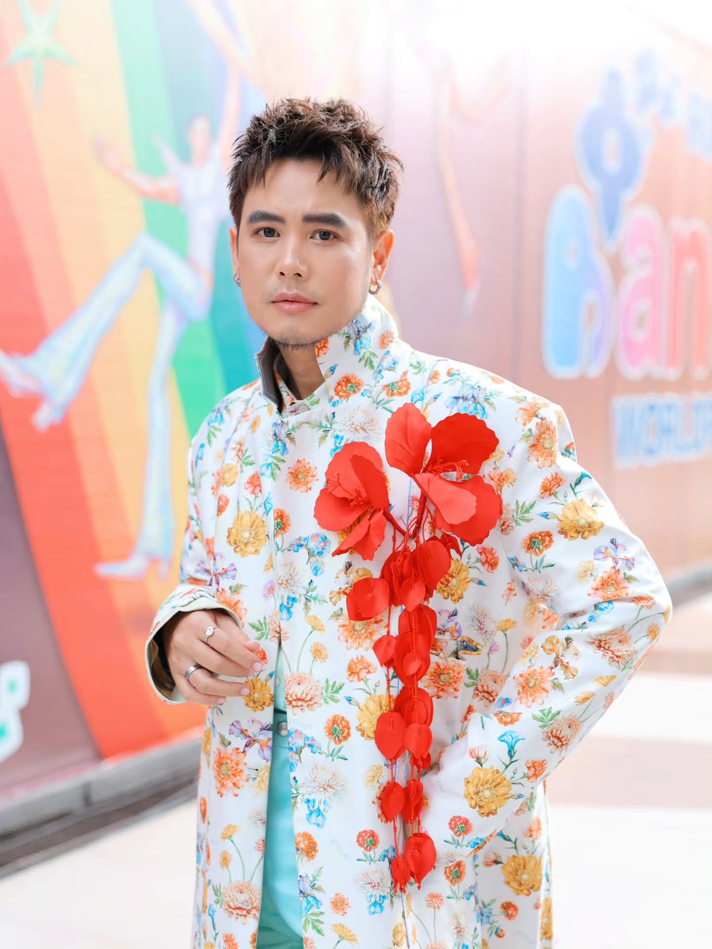 อ๋อง - เขมรัชต์ สุนทรนนท์