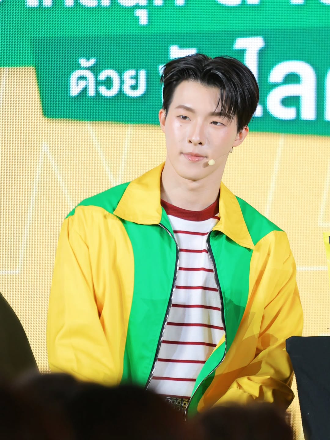 อ๋อง - เขมรัชต์ สุนทรนนท์