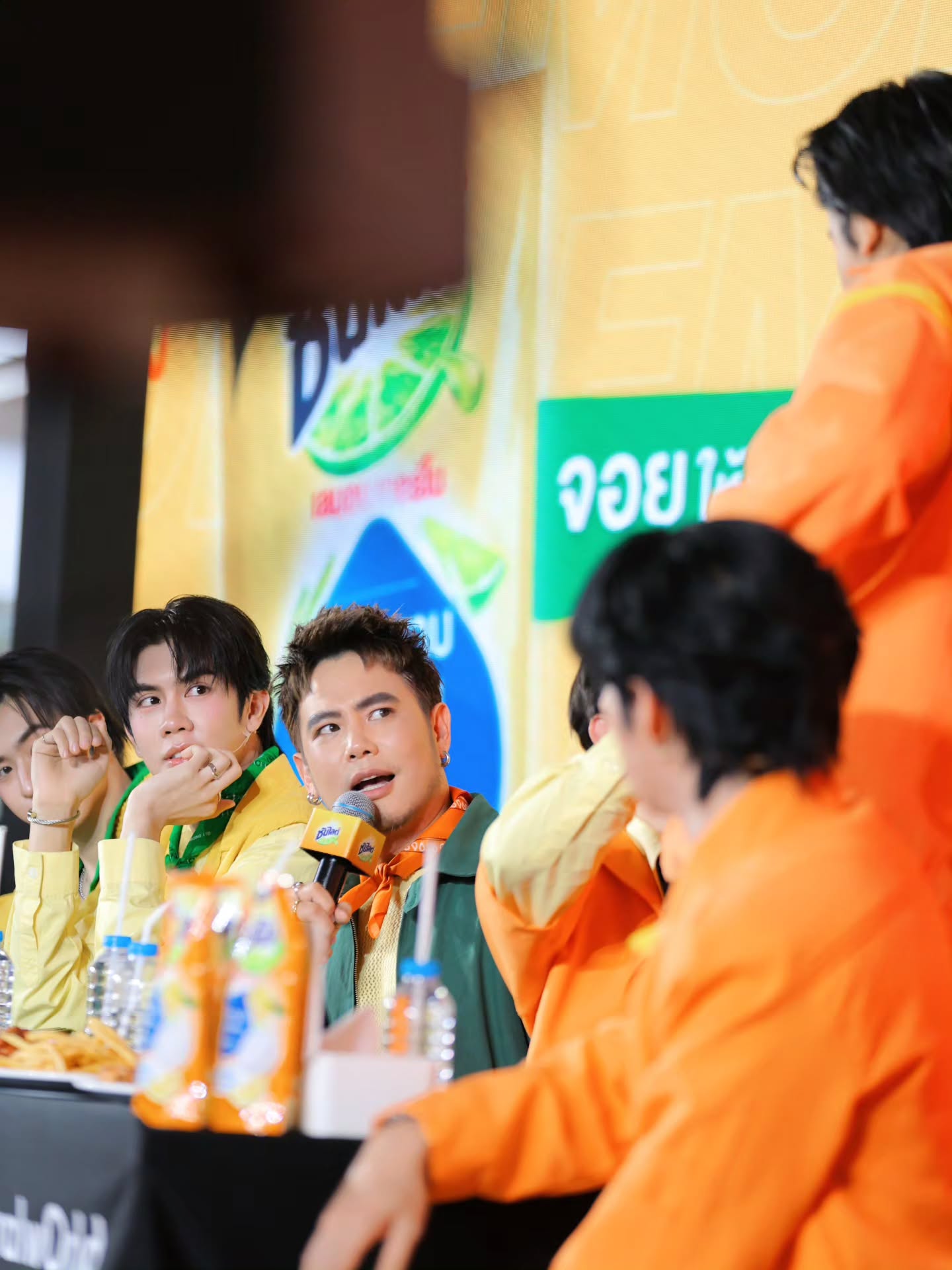 อ๋อง - เขมรัชต์ สุนทรนนท์