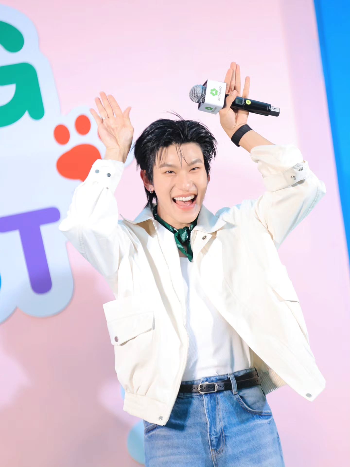 อ๋อง - เขมรัชต์ สุนทรนนท์