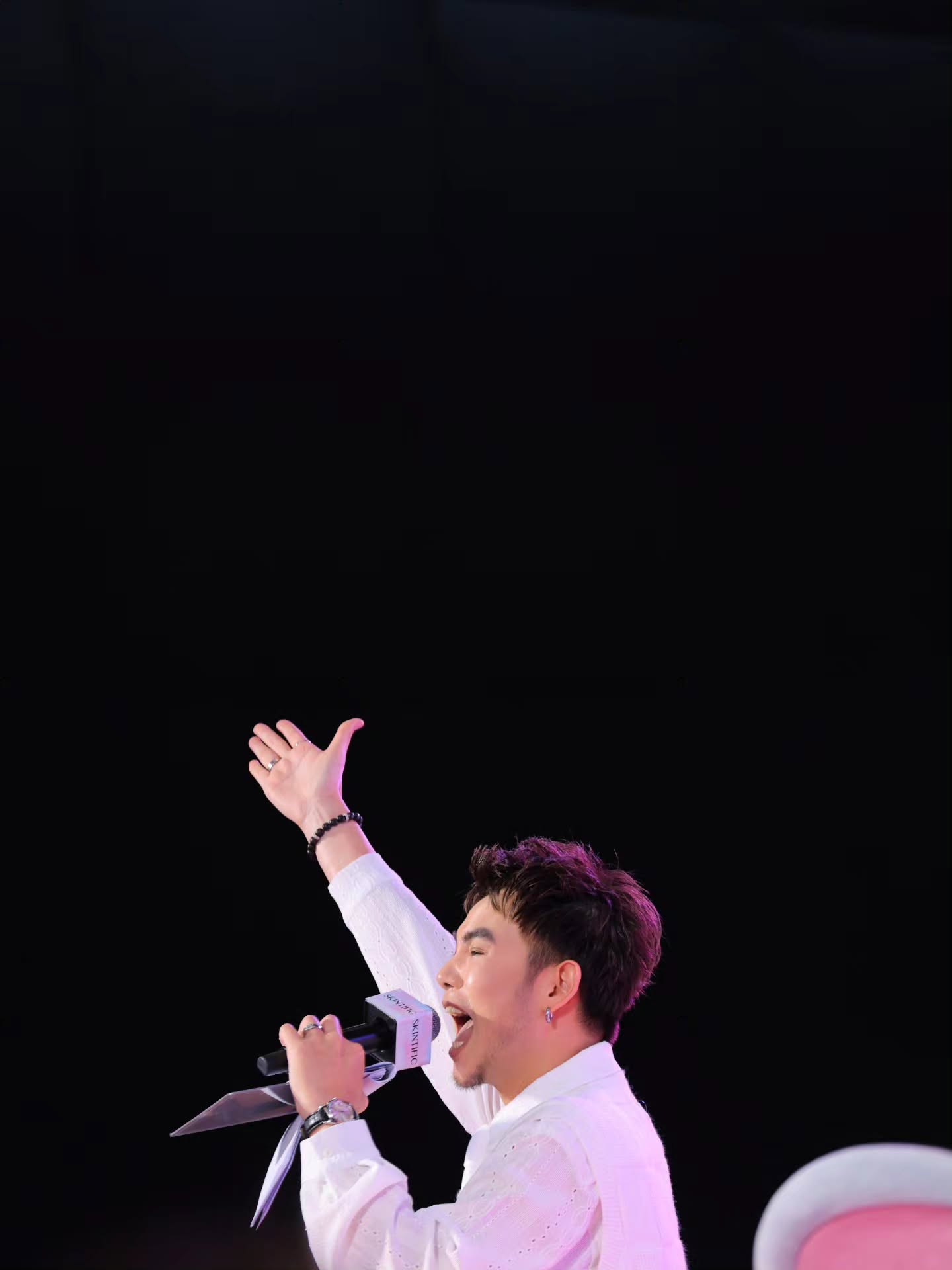 อ๋อง - เขมรัชต์ สุนทรนนท์