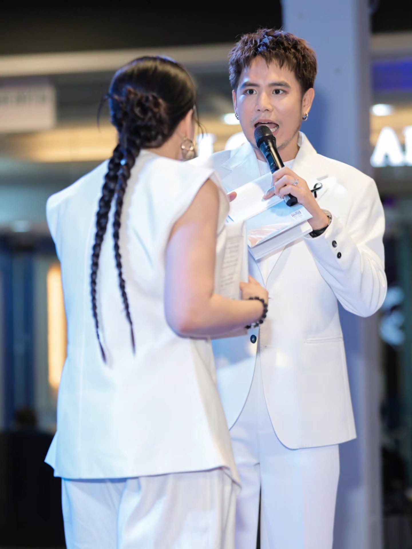 อ๋อง - เขมรัชต์ สุนทรนนท์