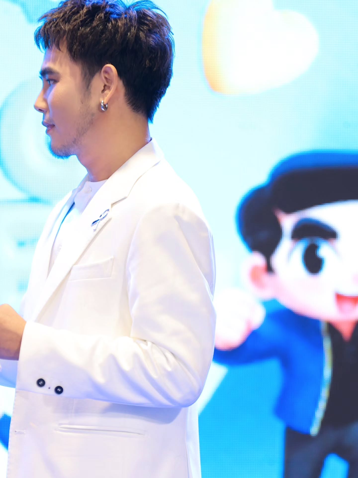 อ๋อง - เขมรัชต์ สุนทรนนท์