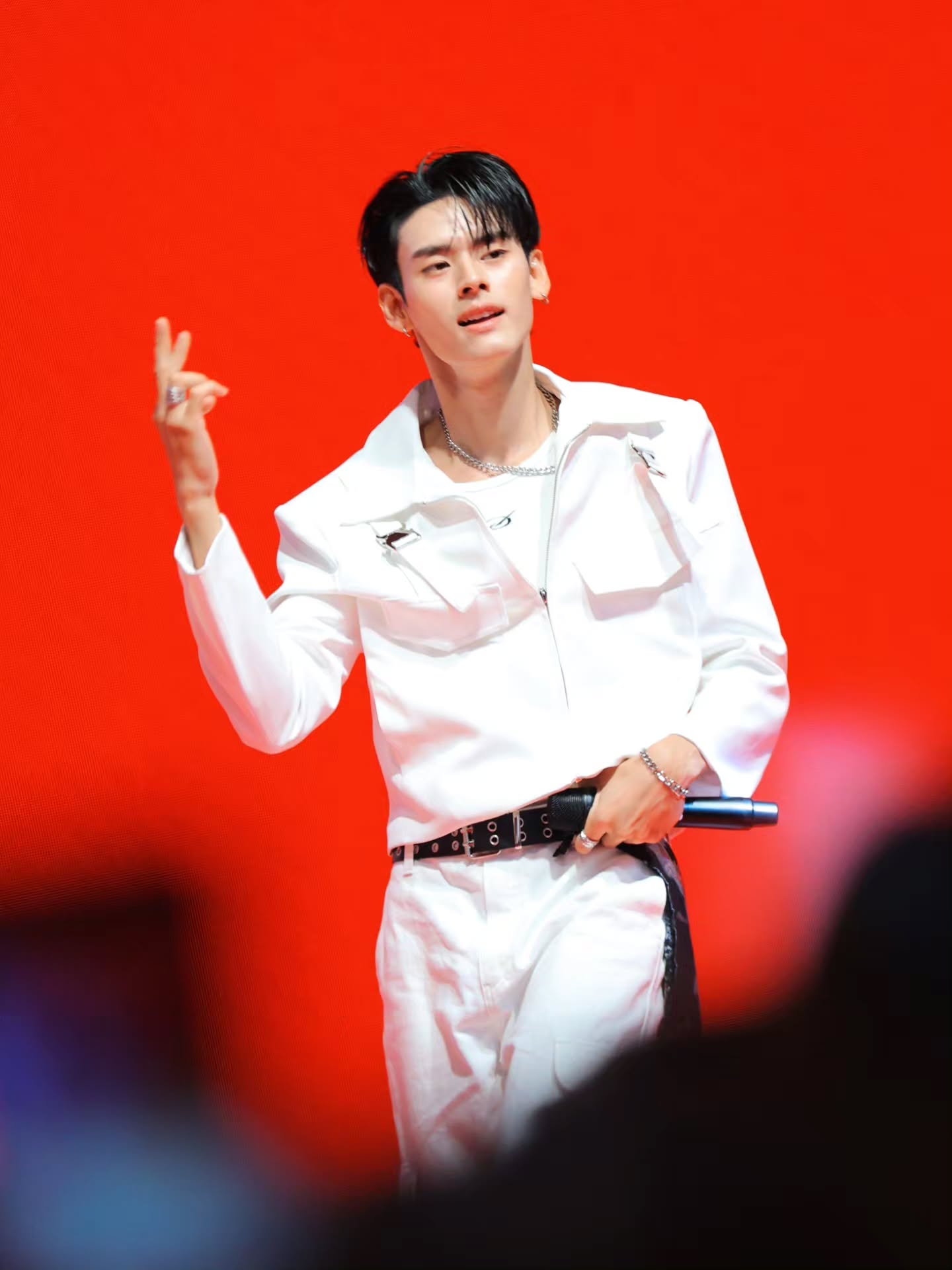 อ๋อง - เขมรัชต์ สุนทรนนท์