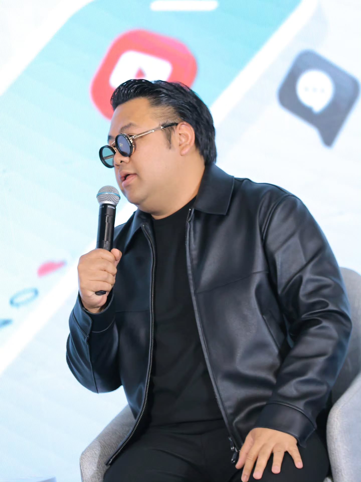 อ๋อง - เขมรัชต์ สุนทรนนท์