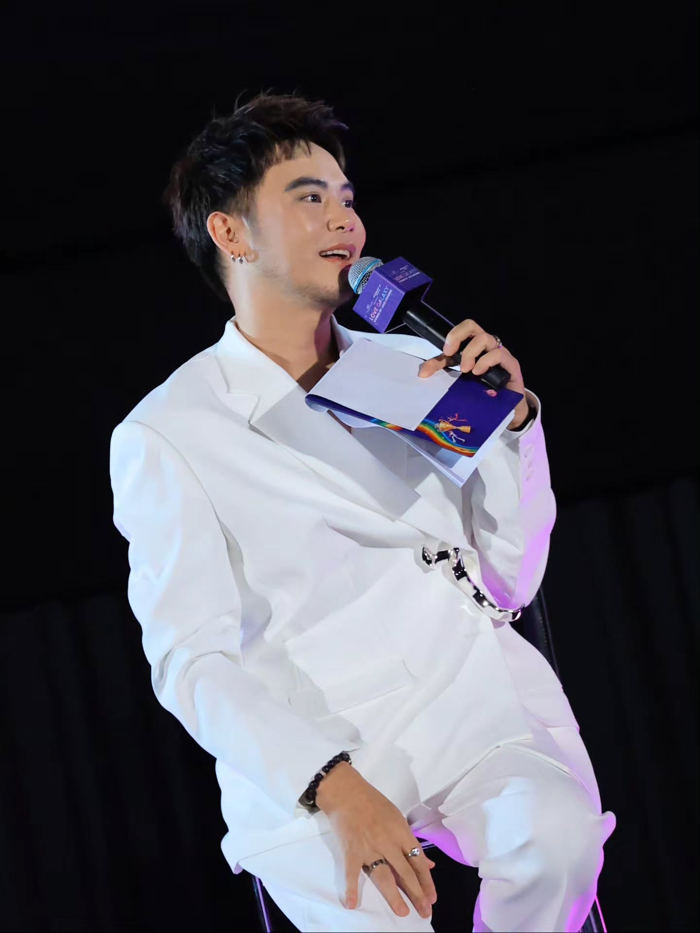 อ๋อง - เขมรัชต์ สุนทรนนท์
