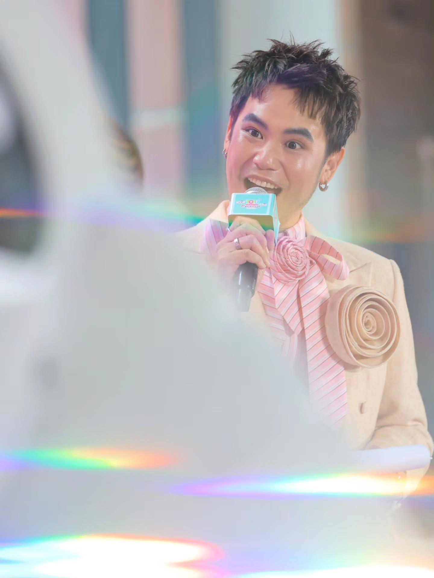 อ๋อง - เขมรัชต์ สุนทรนนท์