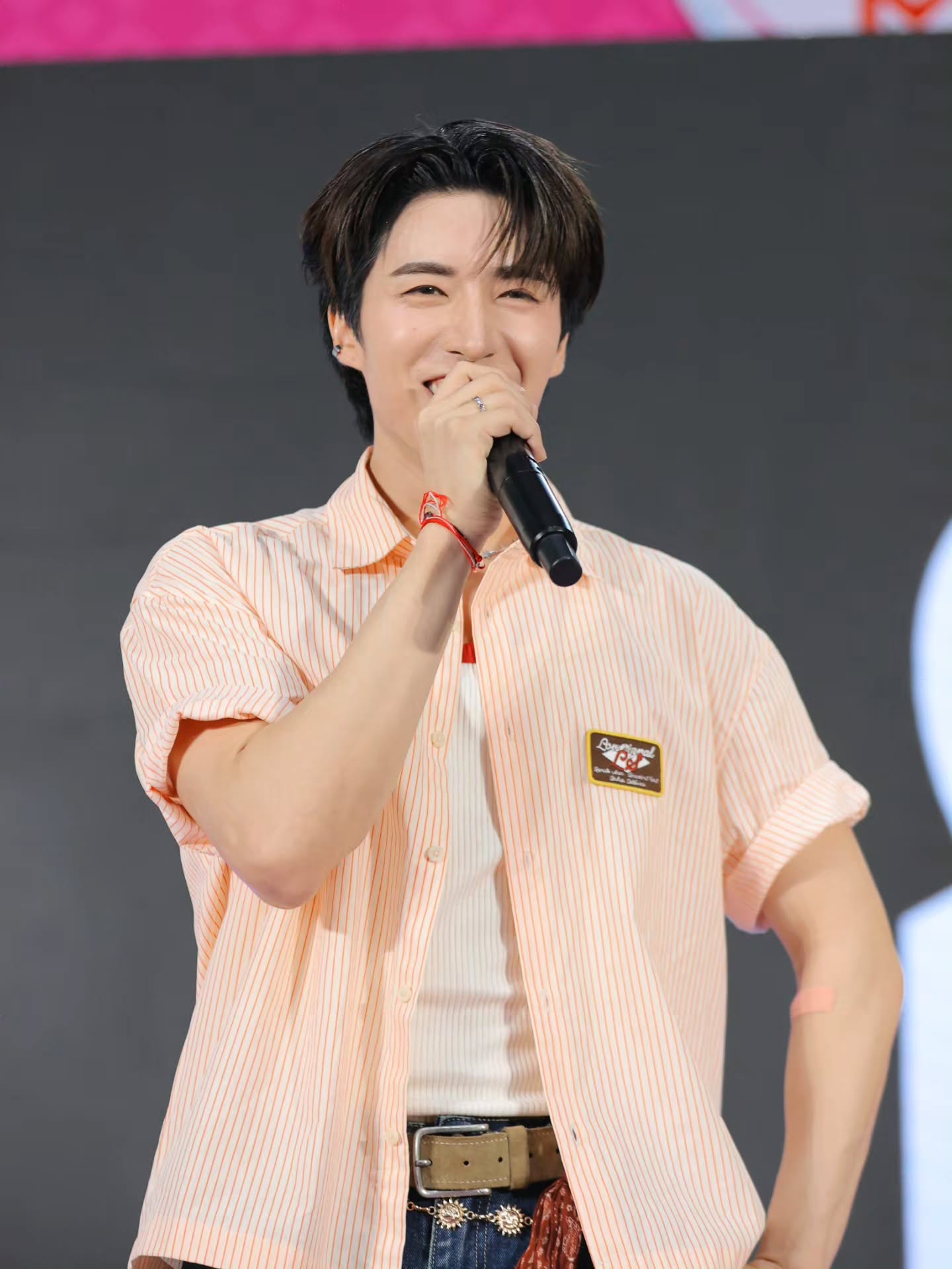 อ๋อง - เขมรัชต์ สุนทรนนท์